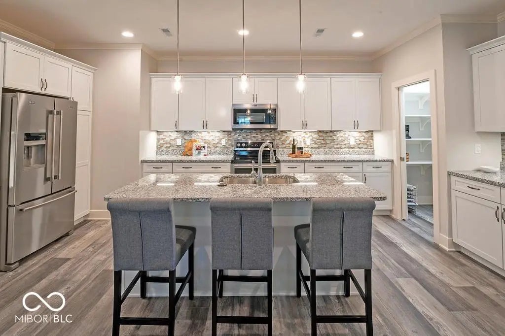 324 Blue River Drive MLS 22035560 Rivers Edge photo 4