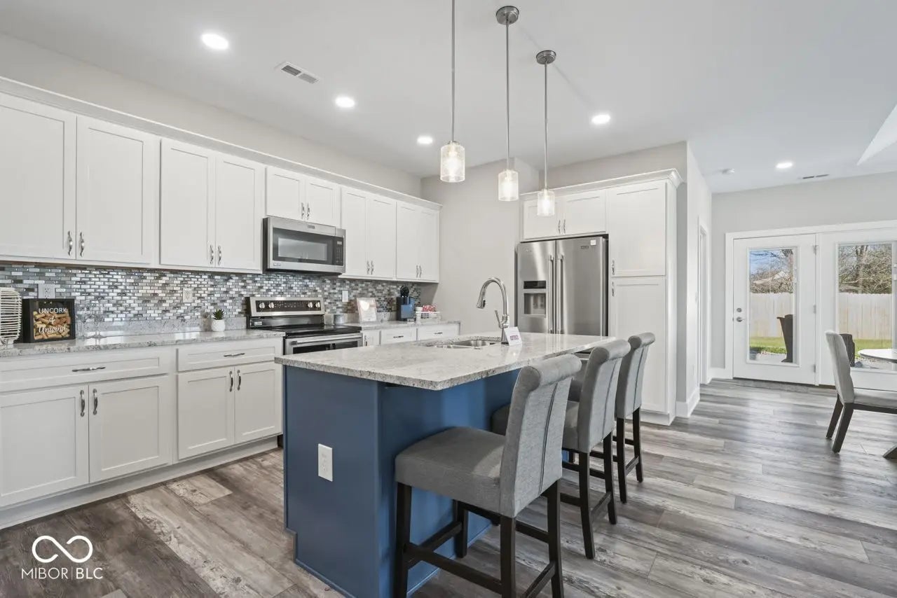 315 Blue River Drive MLS 22035564 Rivers Edge photo 2