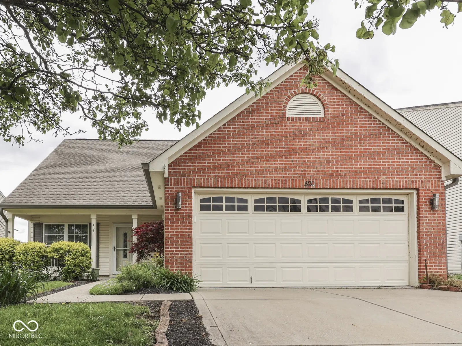Photo of 820 Scotch Pine Drive Greenwood, IN 46143