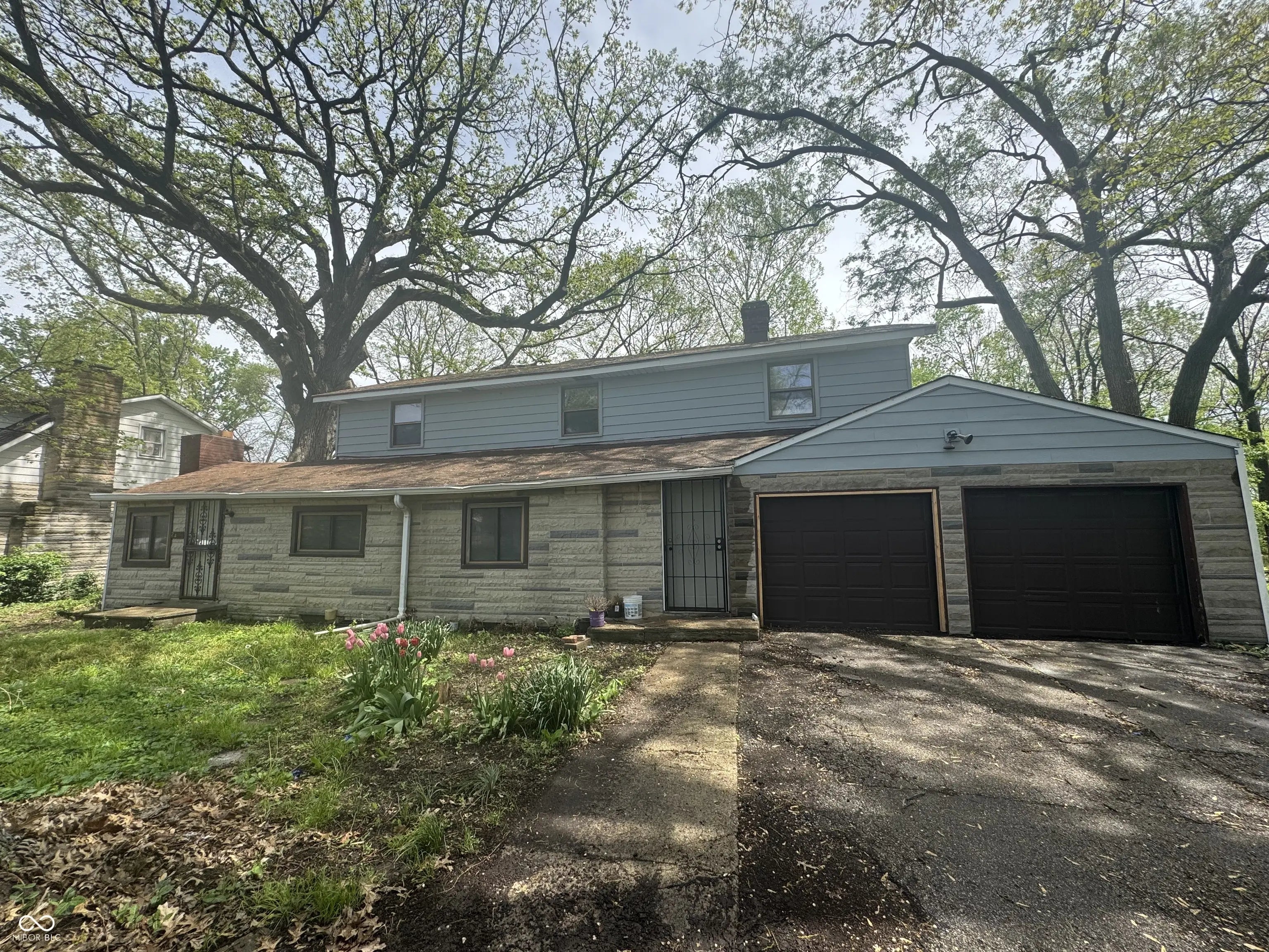 2425 S Lyons Avenue, Indianapolis