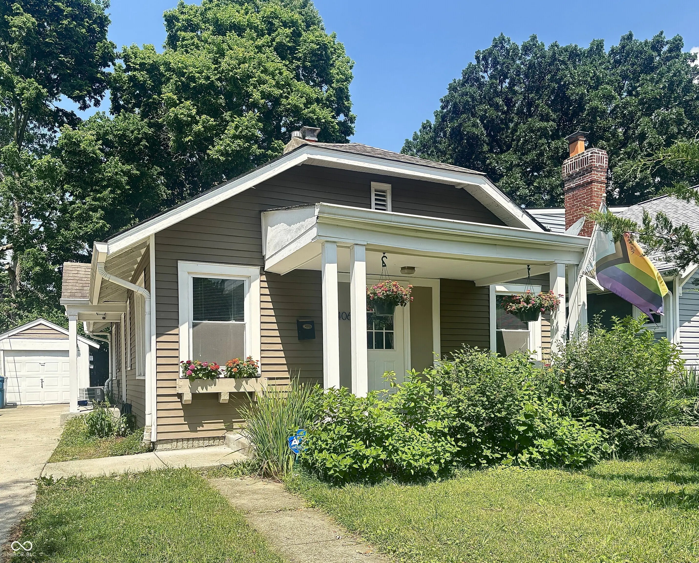 4406 Carrollton Avenue, Indianapolis