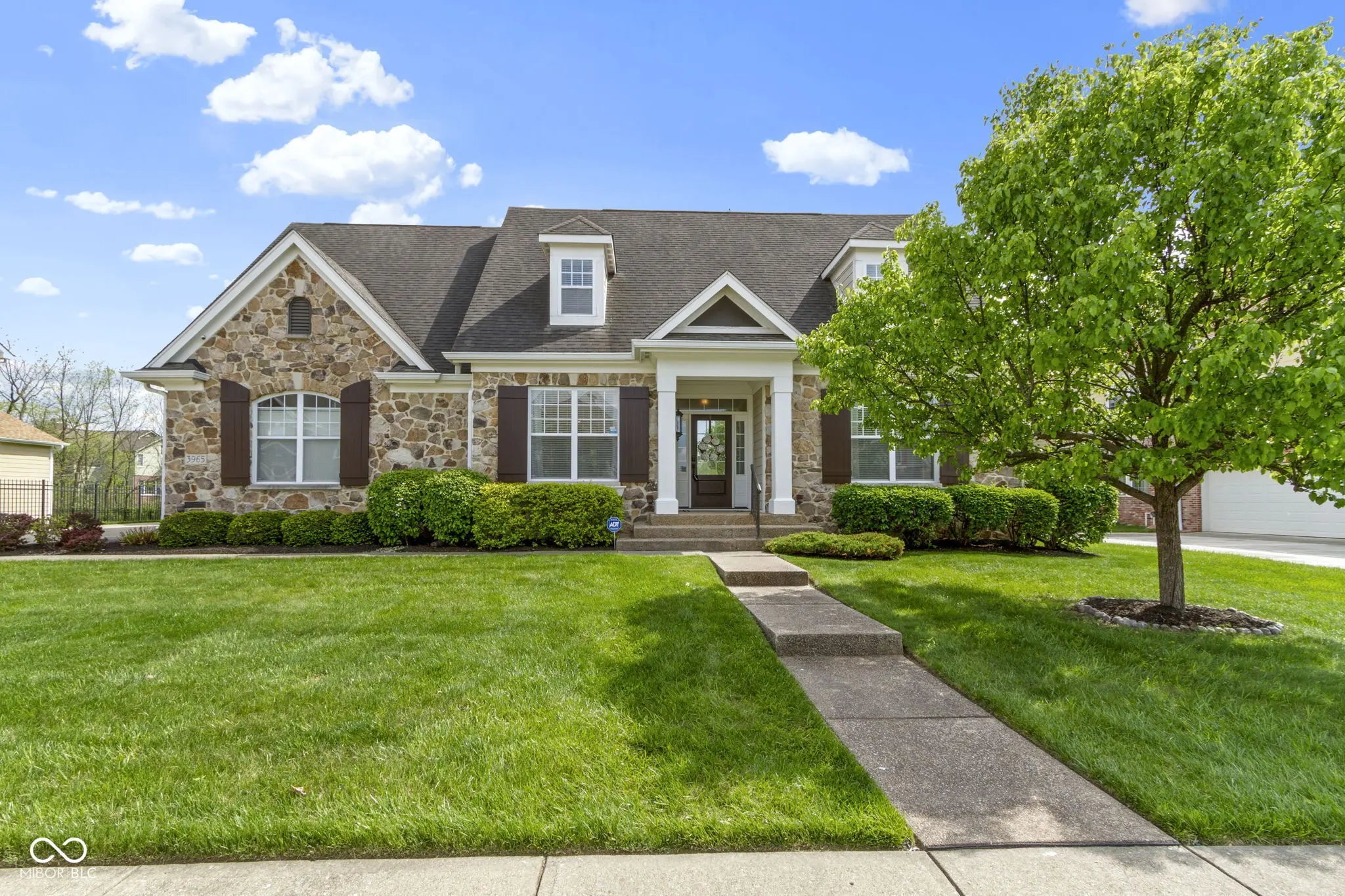 Photo of 3965 Andretti Drive Zionsville, IN 46077