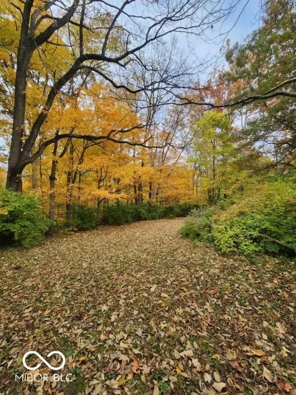 West Main Street, Greenwood