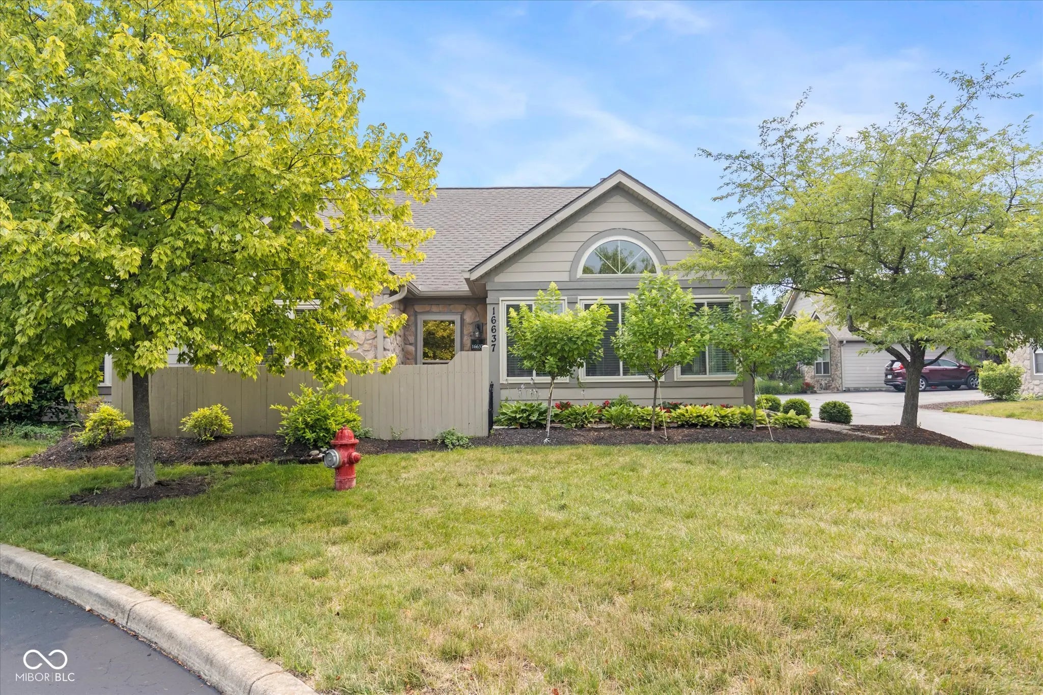 16637 Brownstone Court, Westfield