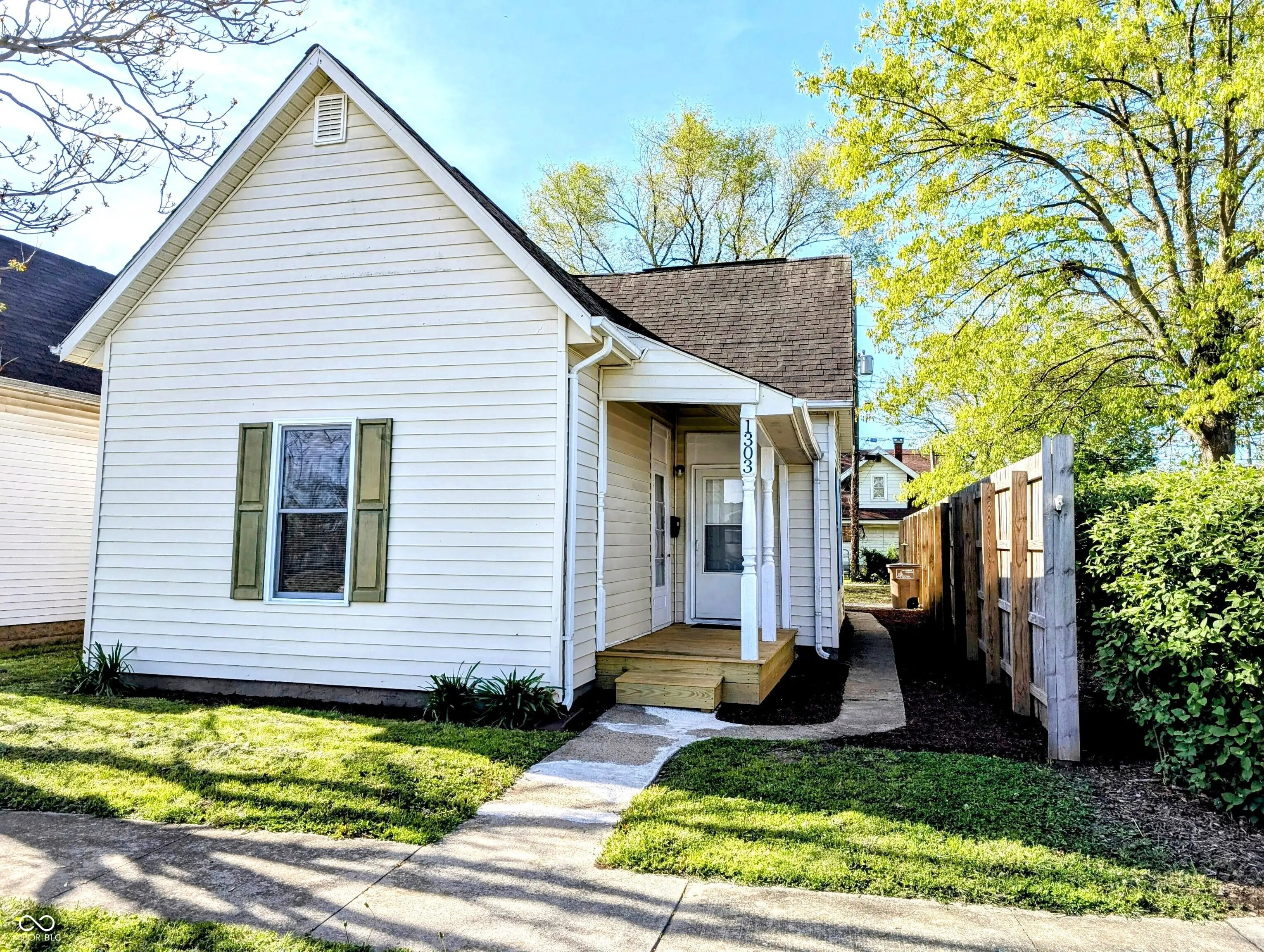 1303 9th Street, Columbus