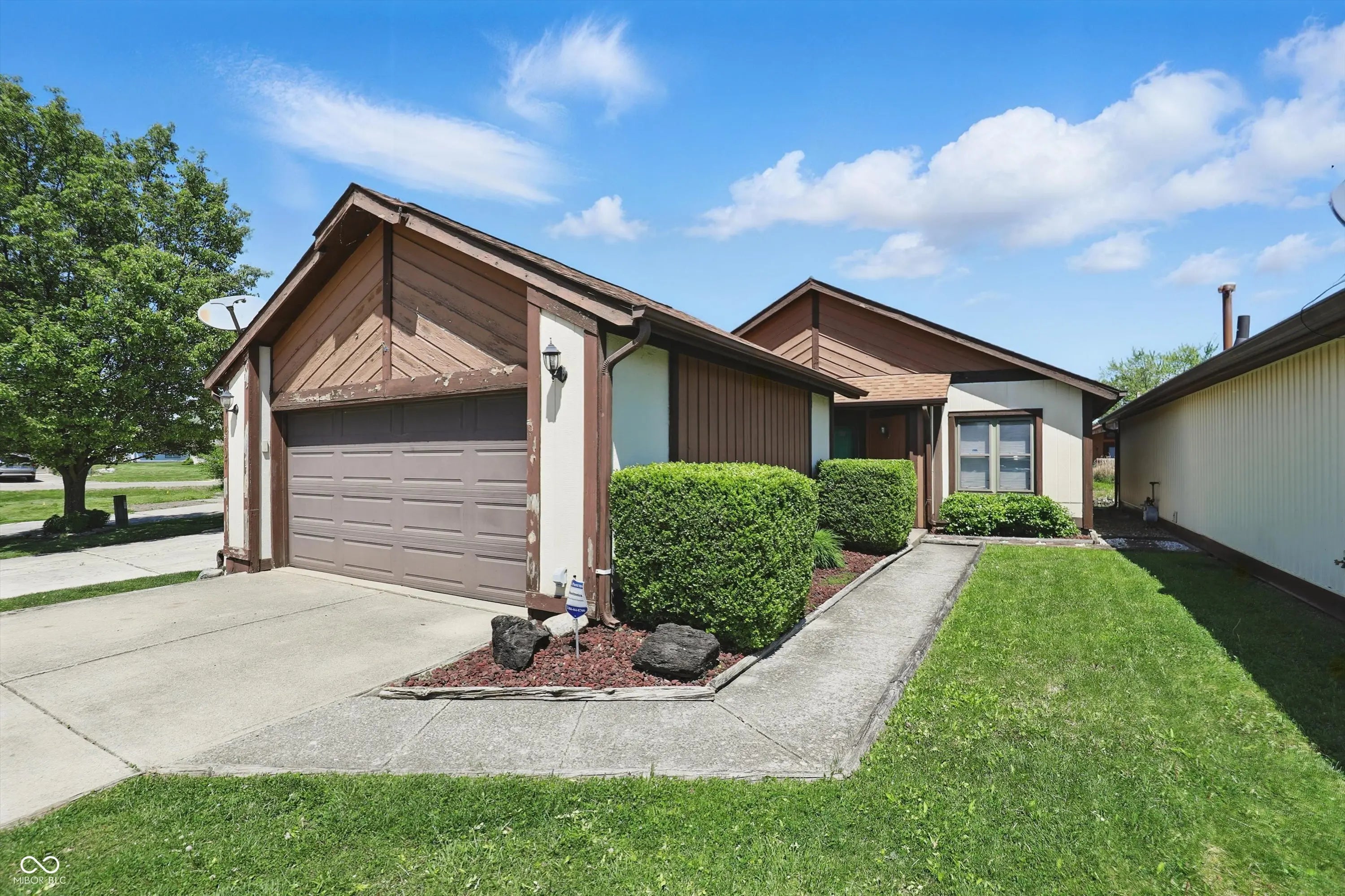 4107 Zinfandel Way, Indianapolis