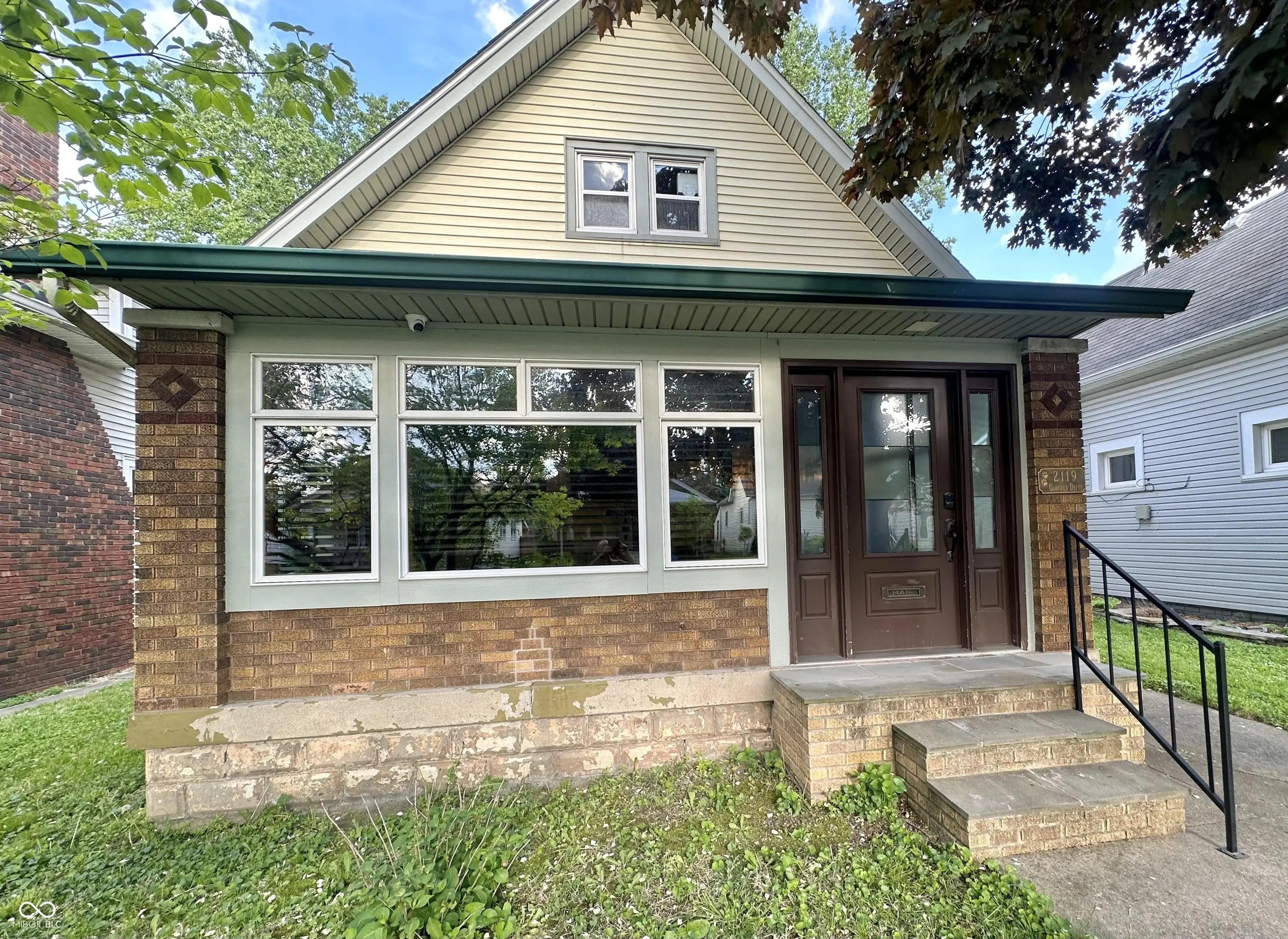 2119 S Garfield Drive, Indianapolis