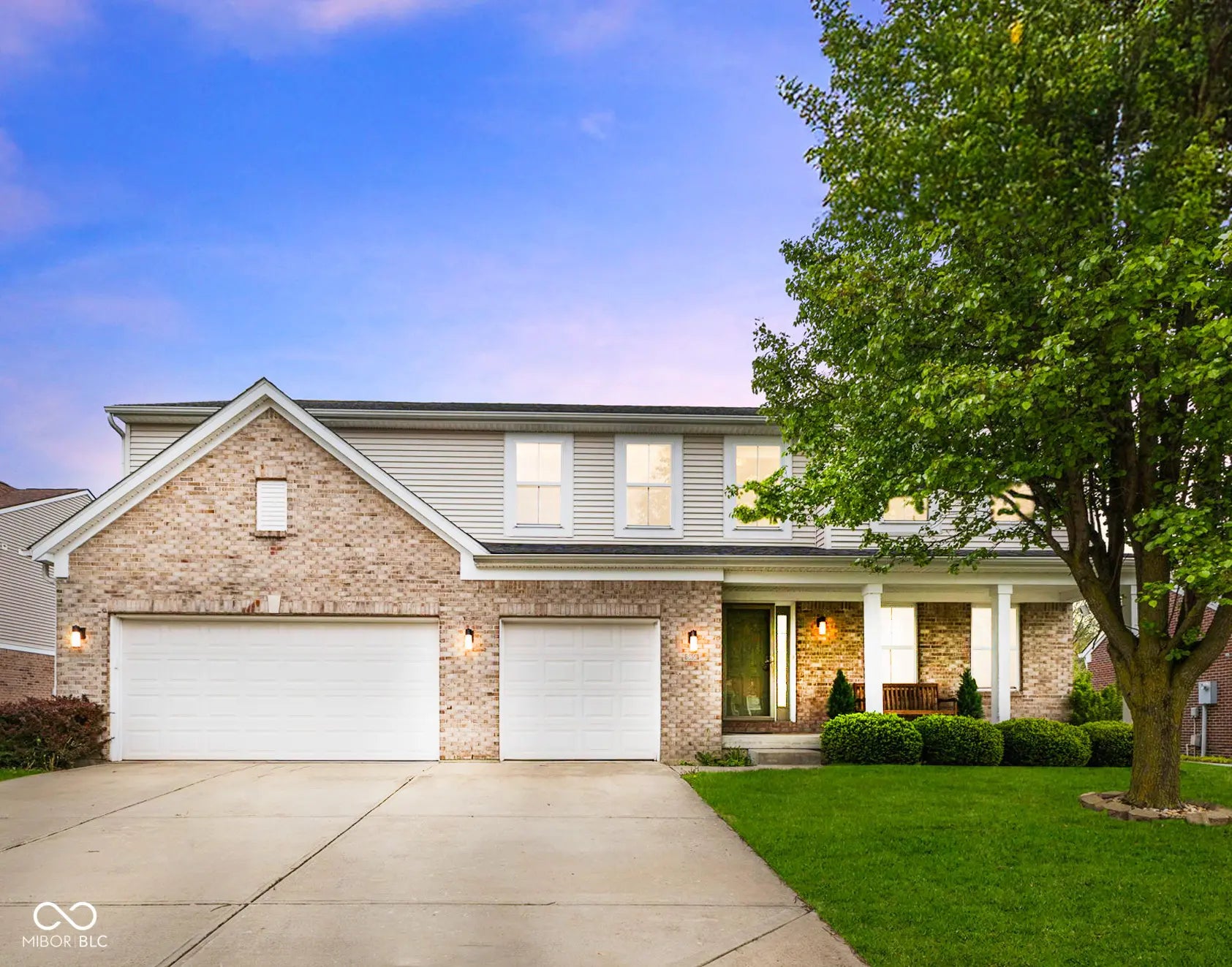 5851 Grand Avenue, Plainfield