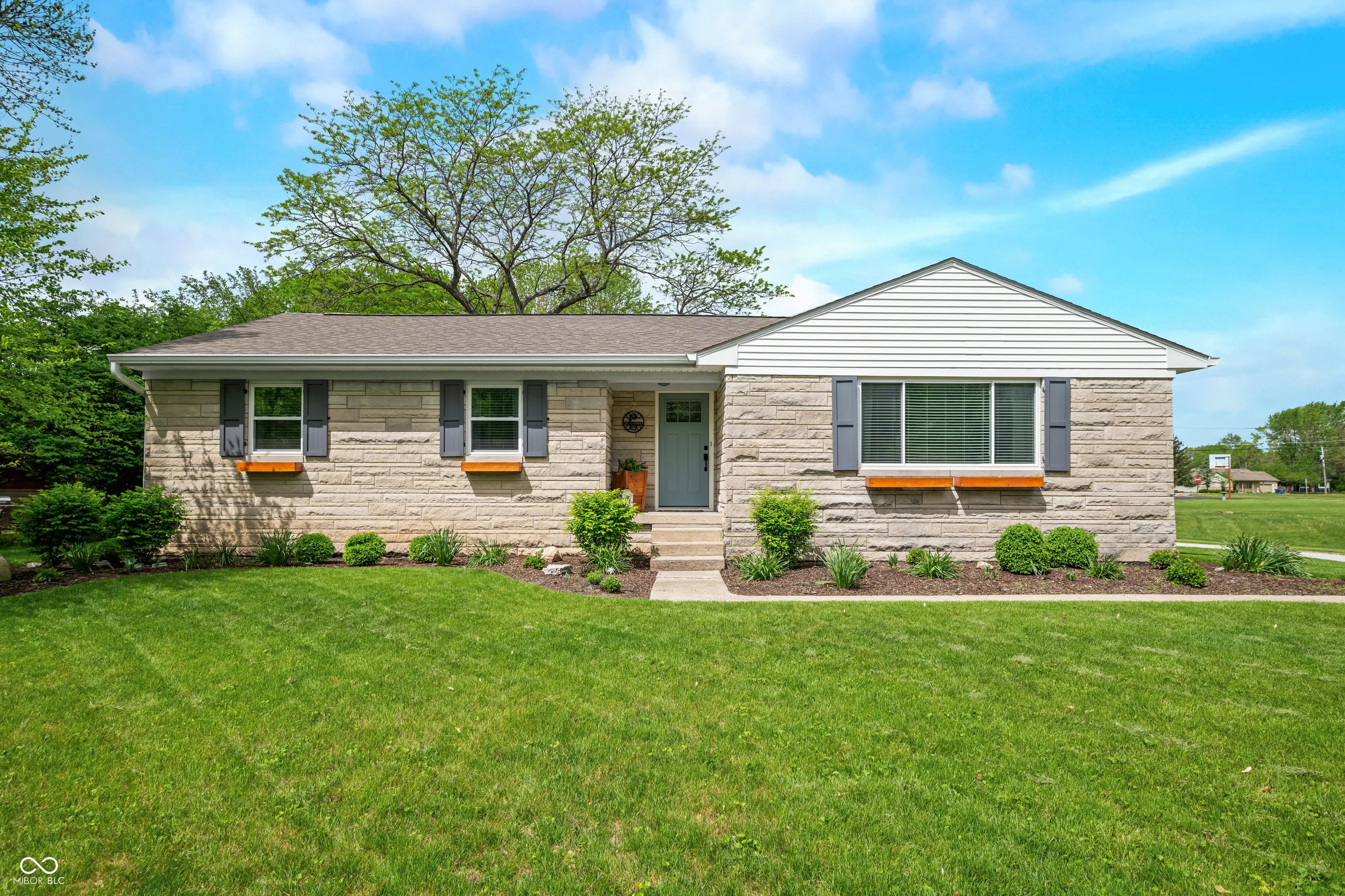 6250 Seminole Drive, Indianapolis