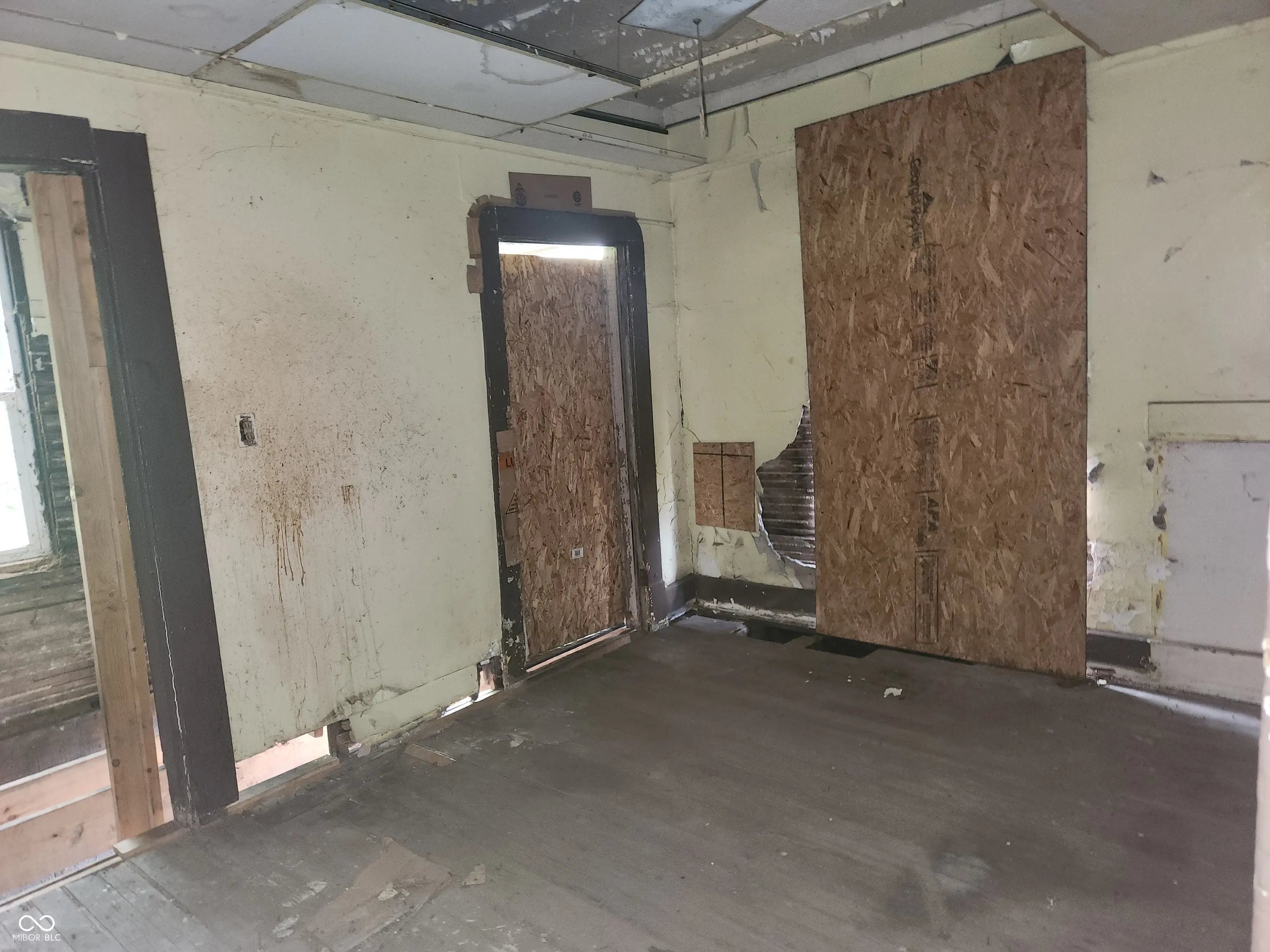 2866-2868 Highland Place MLS 22036469 Crown Hill photo 4