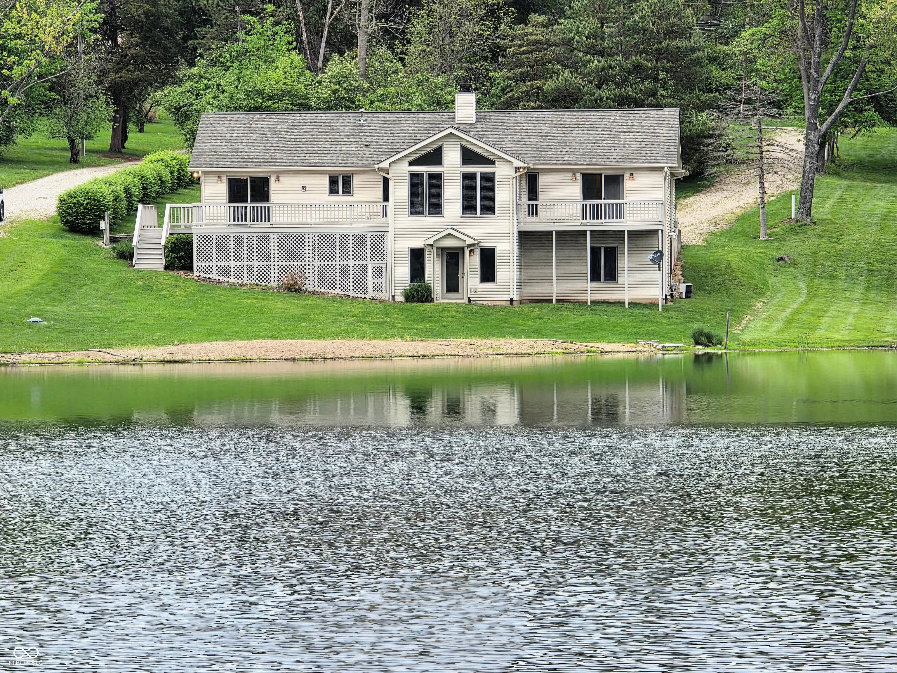 515 E Hoover Drive, Nineveh