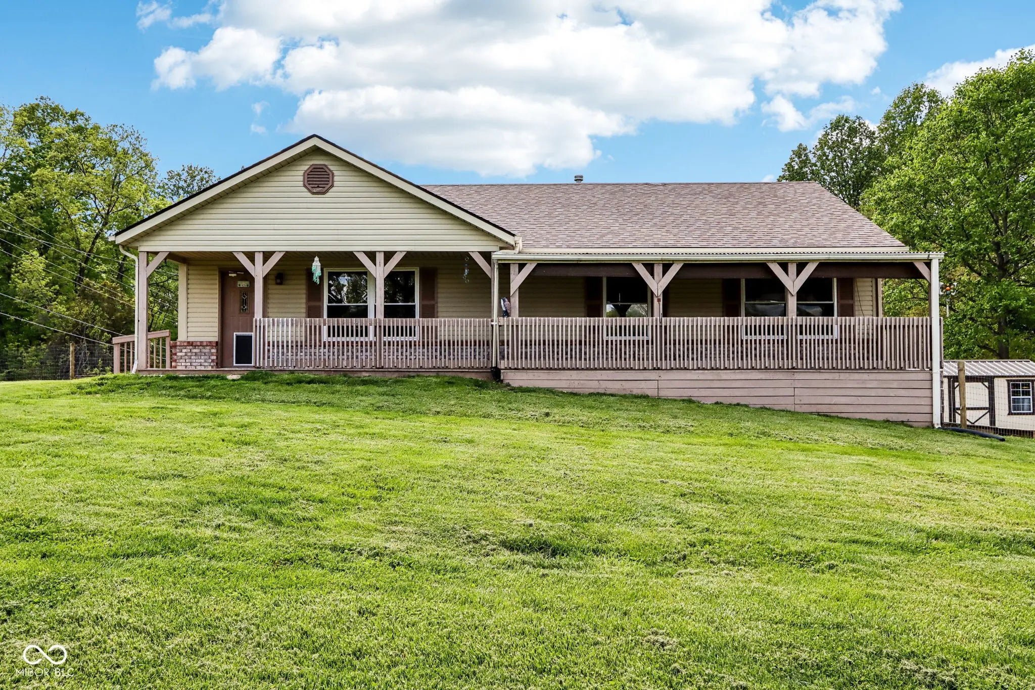 9510 N Cooney Road, Mooresville