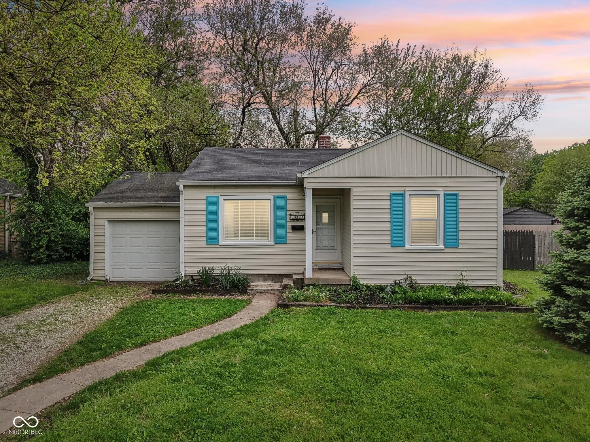 5254 Kingsley Drive, Indianapolis