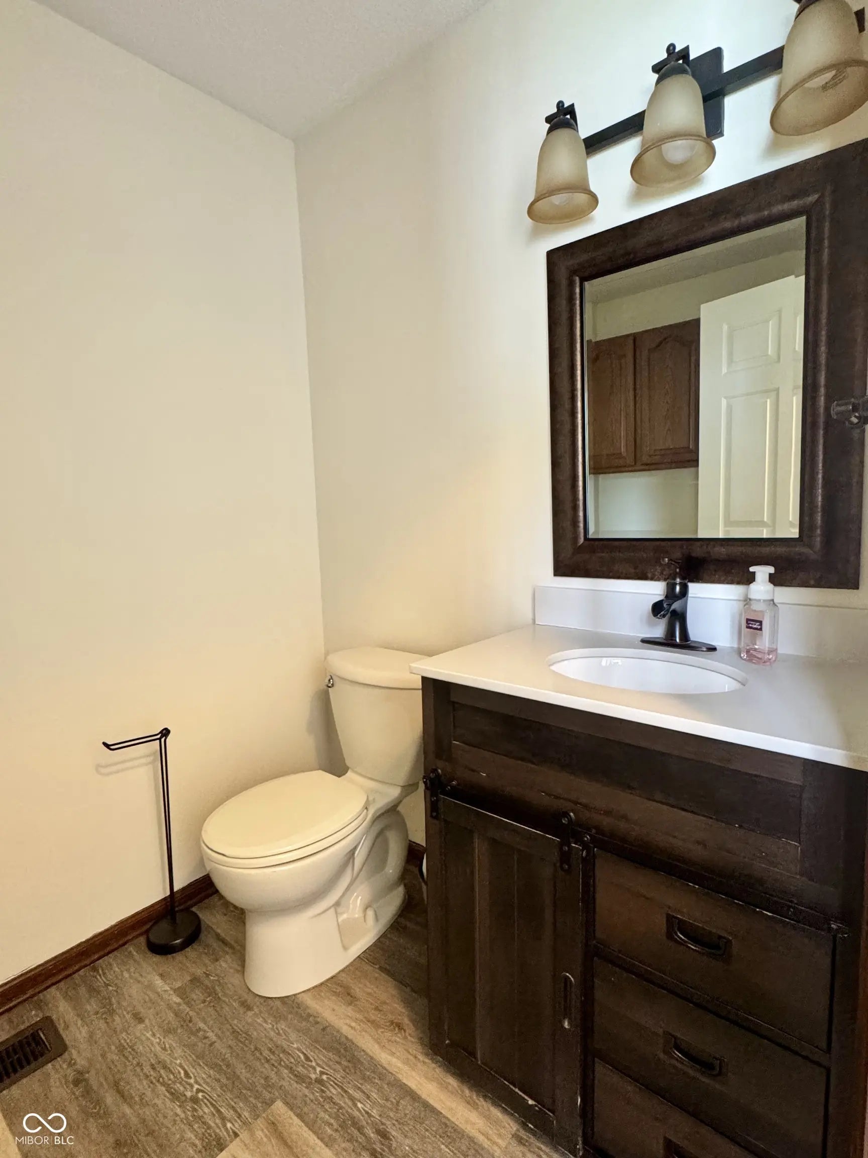 125 Woodland MLS 22036700 Woodland Heights photo 28