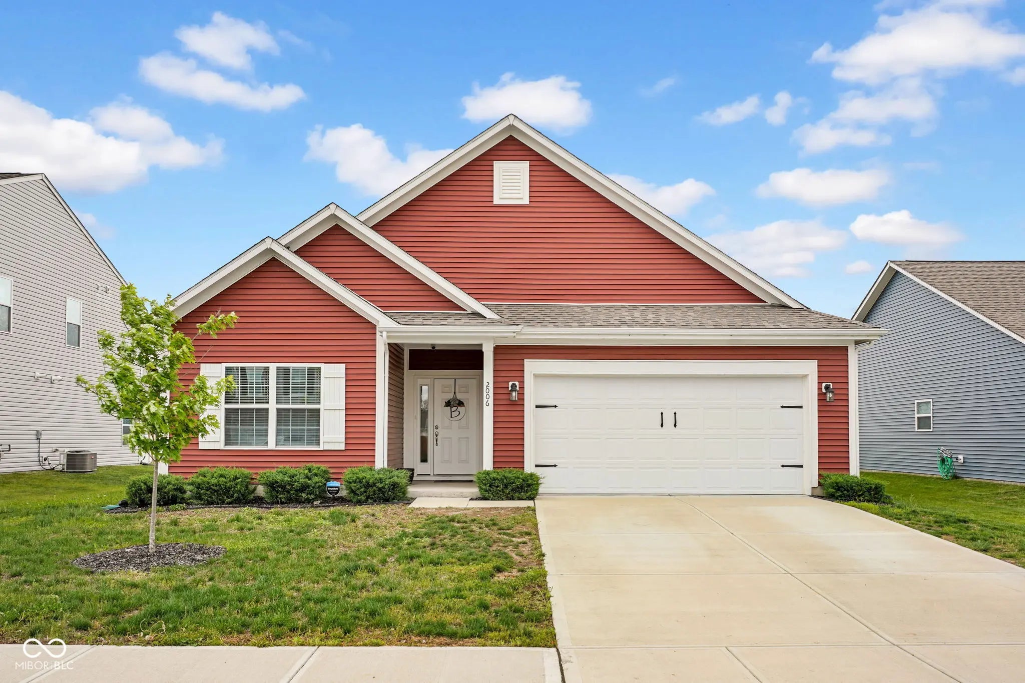 Photo of 2006 Monticlair Lane Columbus, IN 47201