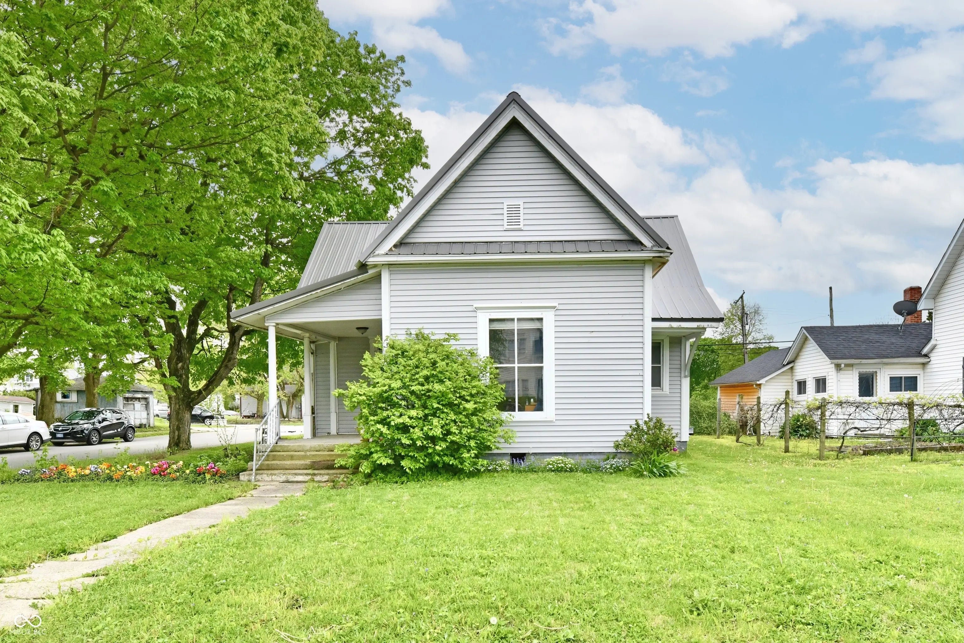2335 Main Street, Elwood