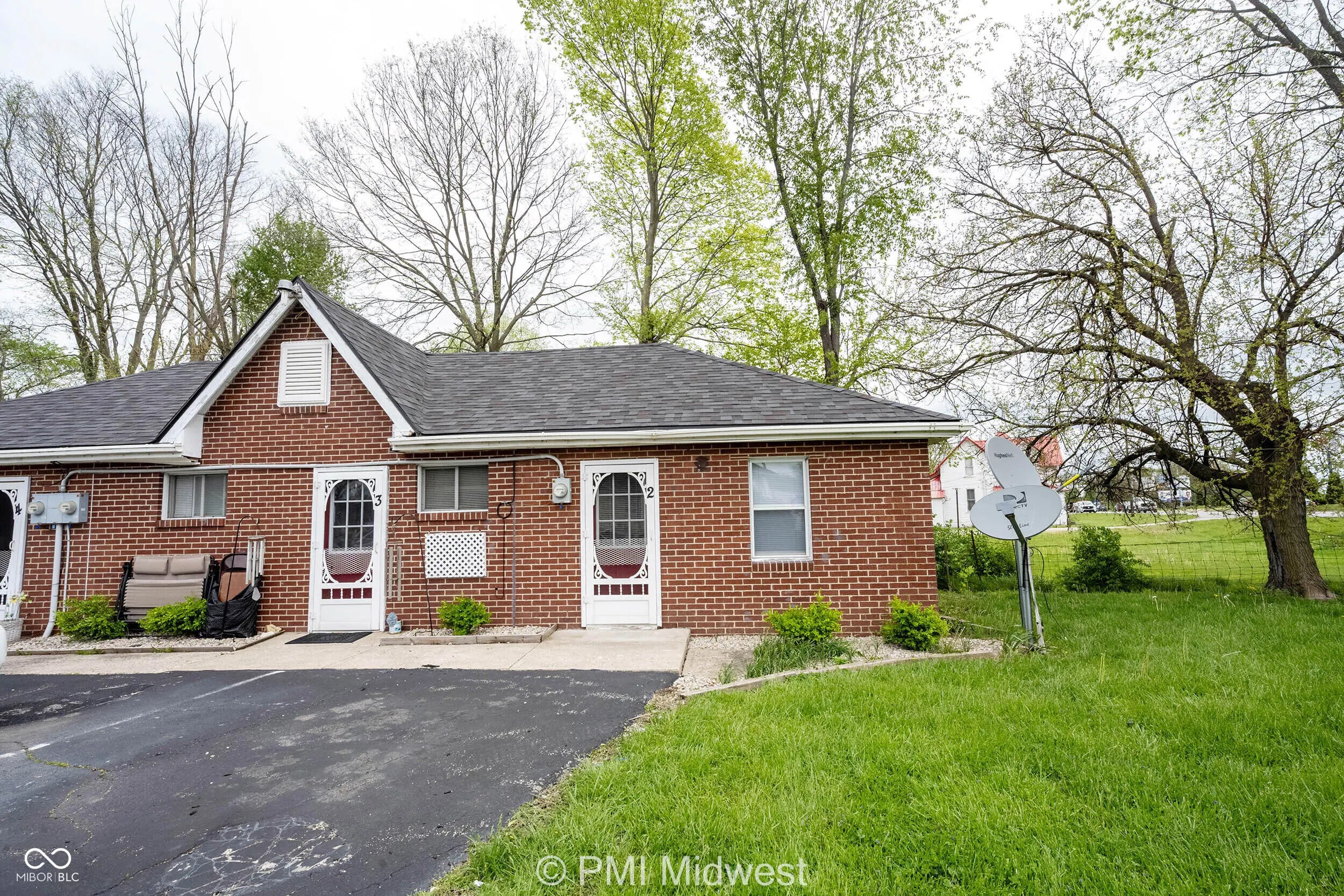 Photo of 2142 W Us Highway 40 Greenfield, IN 46140