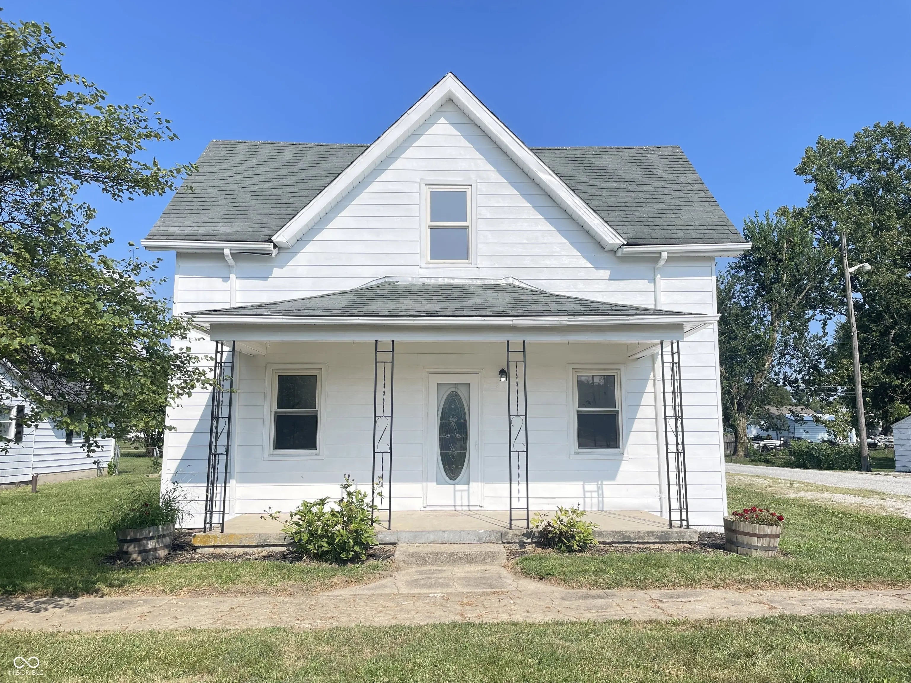 Photo of 225 S Carthage Road Charlottesville, IN 46117