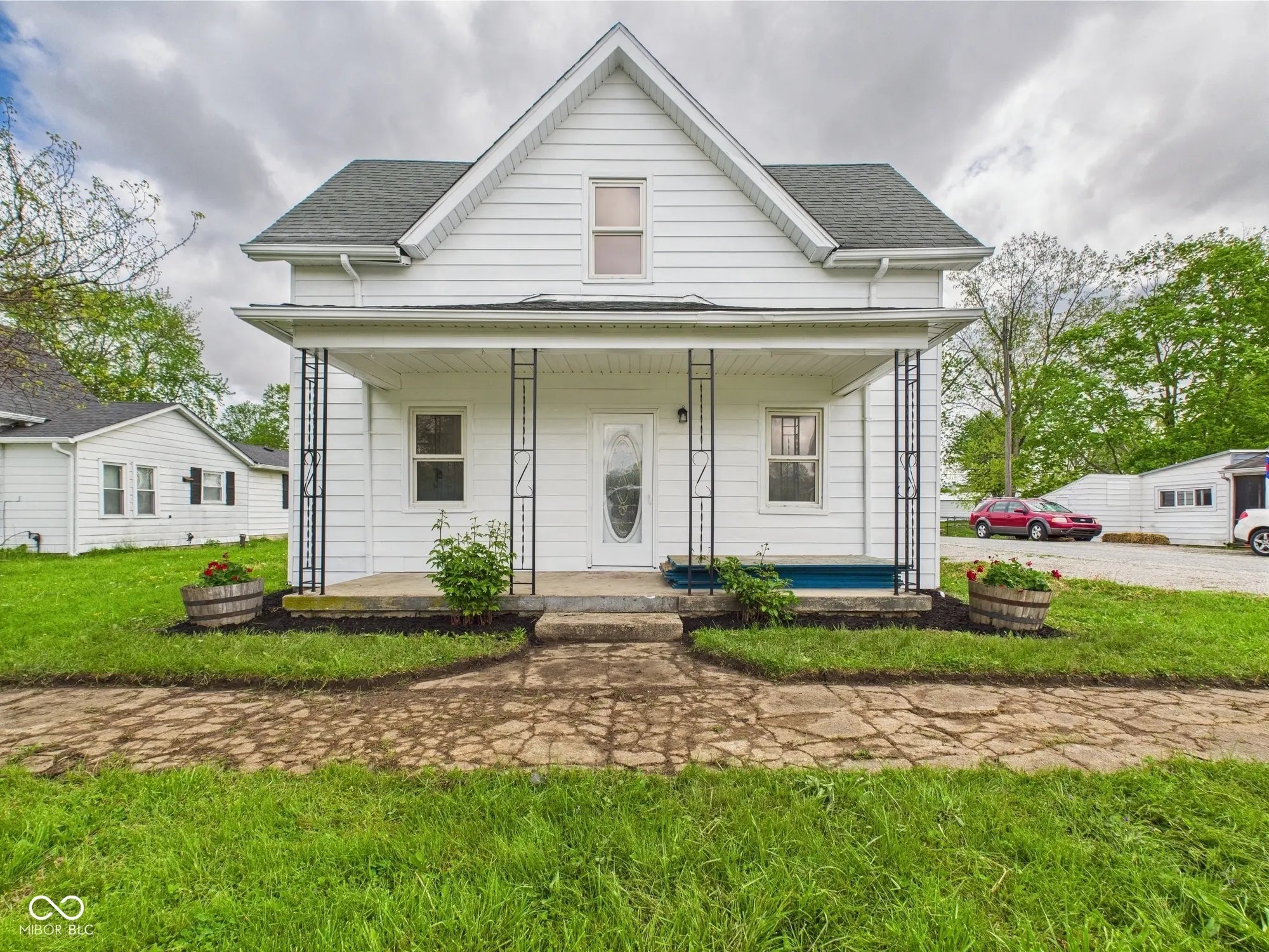 Photo of 225 S Carthage Road Charlottesville, IN 46117