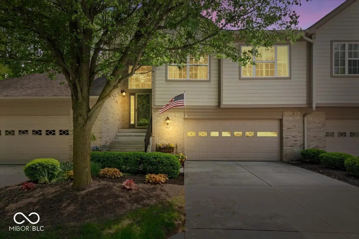 9317 Muir Lane, Fishers