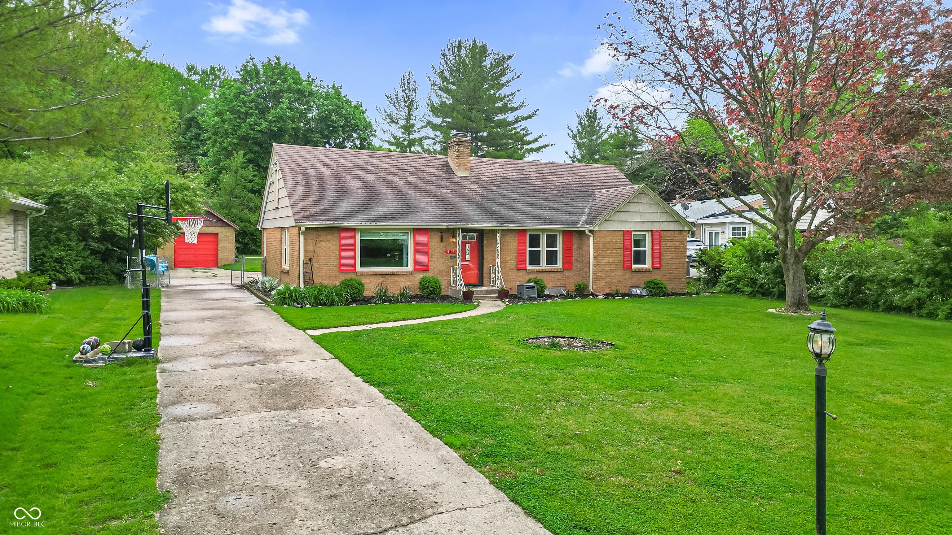 Photo of 1107 N Hartman Drive Indianapolis, IN 46219
