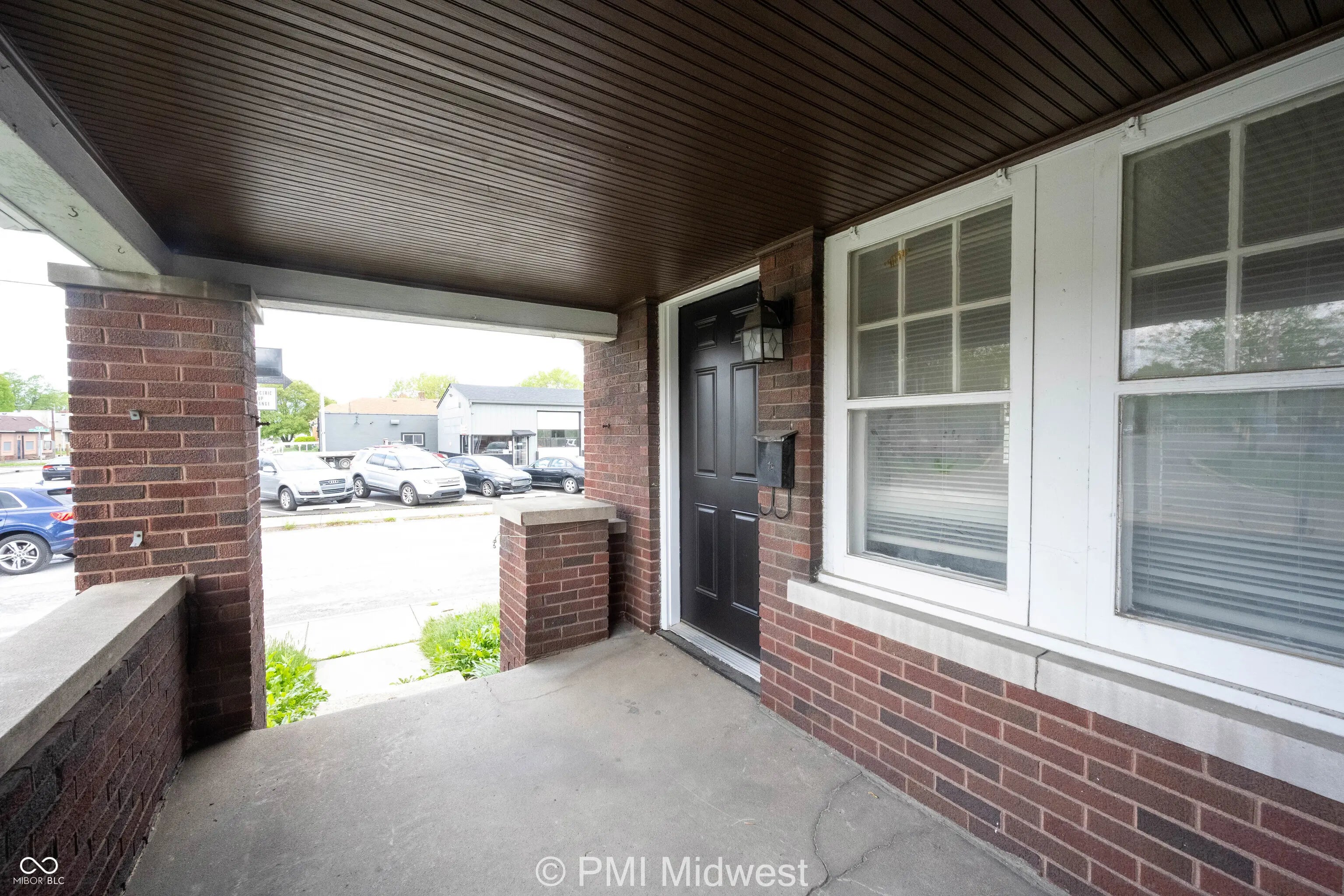 Photo of 4302 E 10th Street Indianapolis, IN 46201