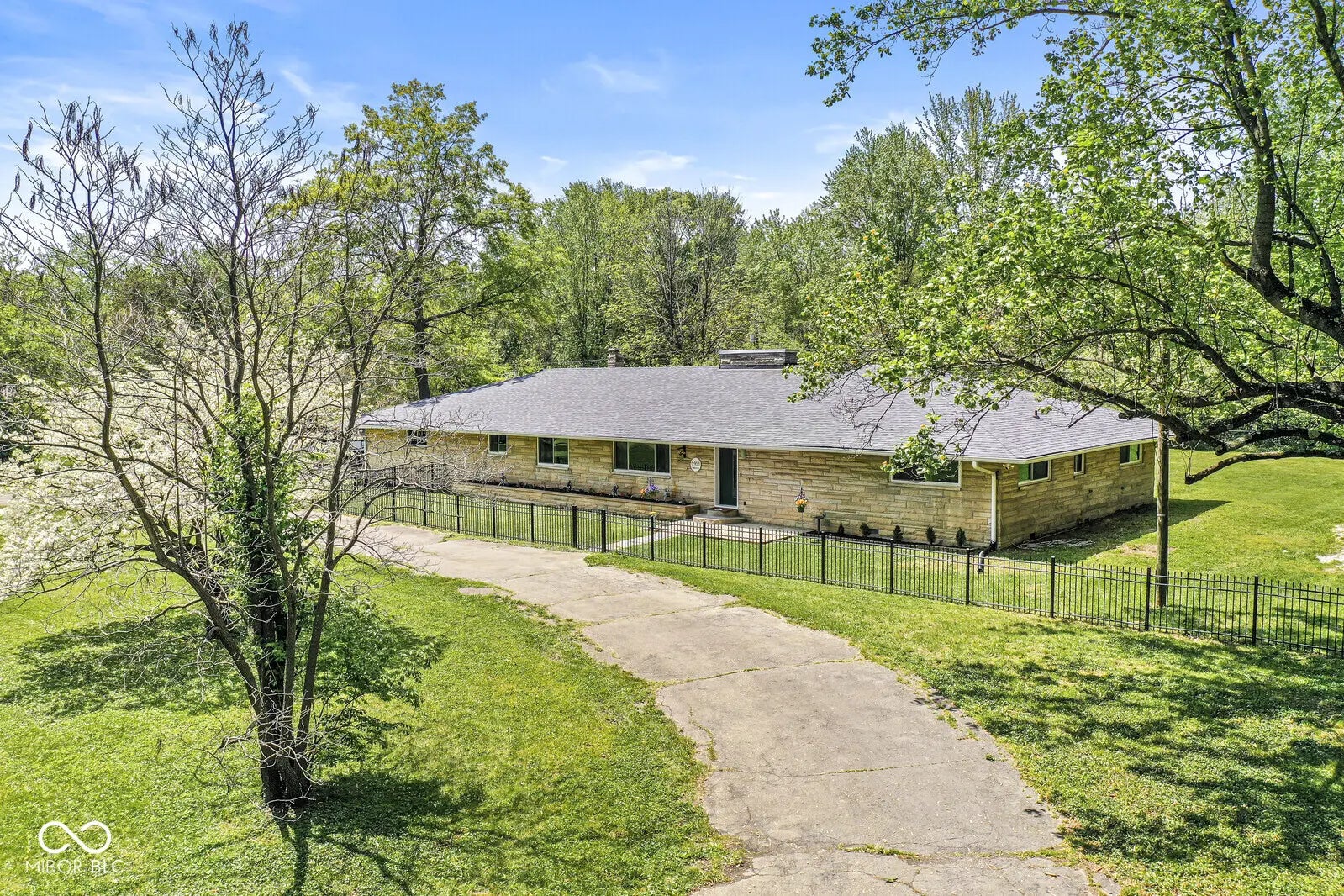 6464 Whitley Lane, Indianapolis
