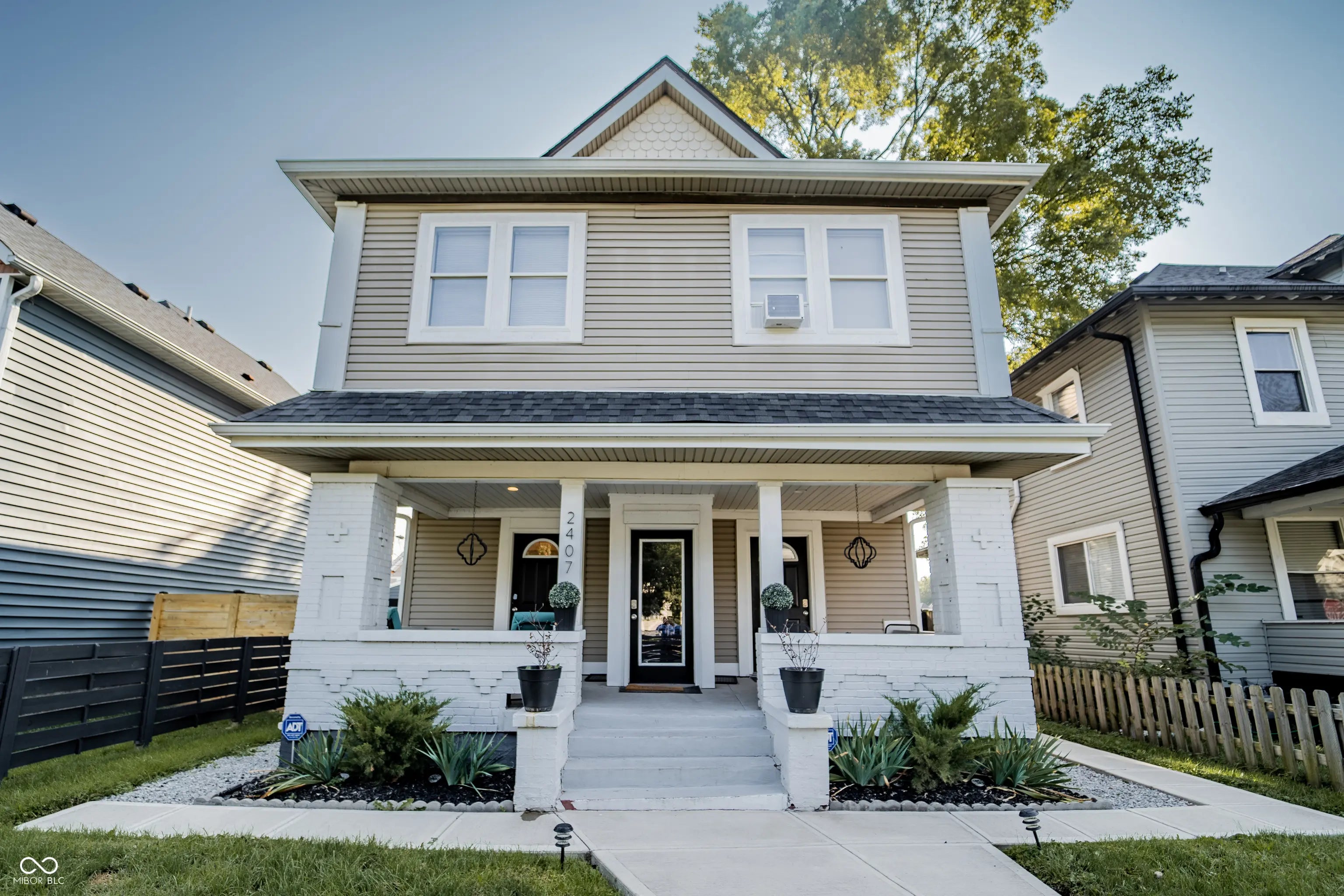 2407 N Capitol Avenue, Indianapolis
