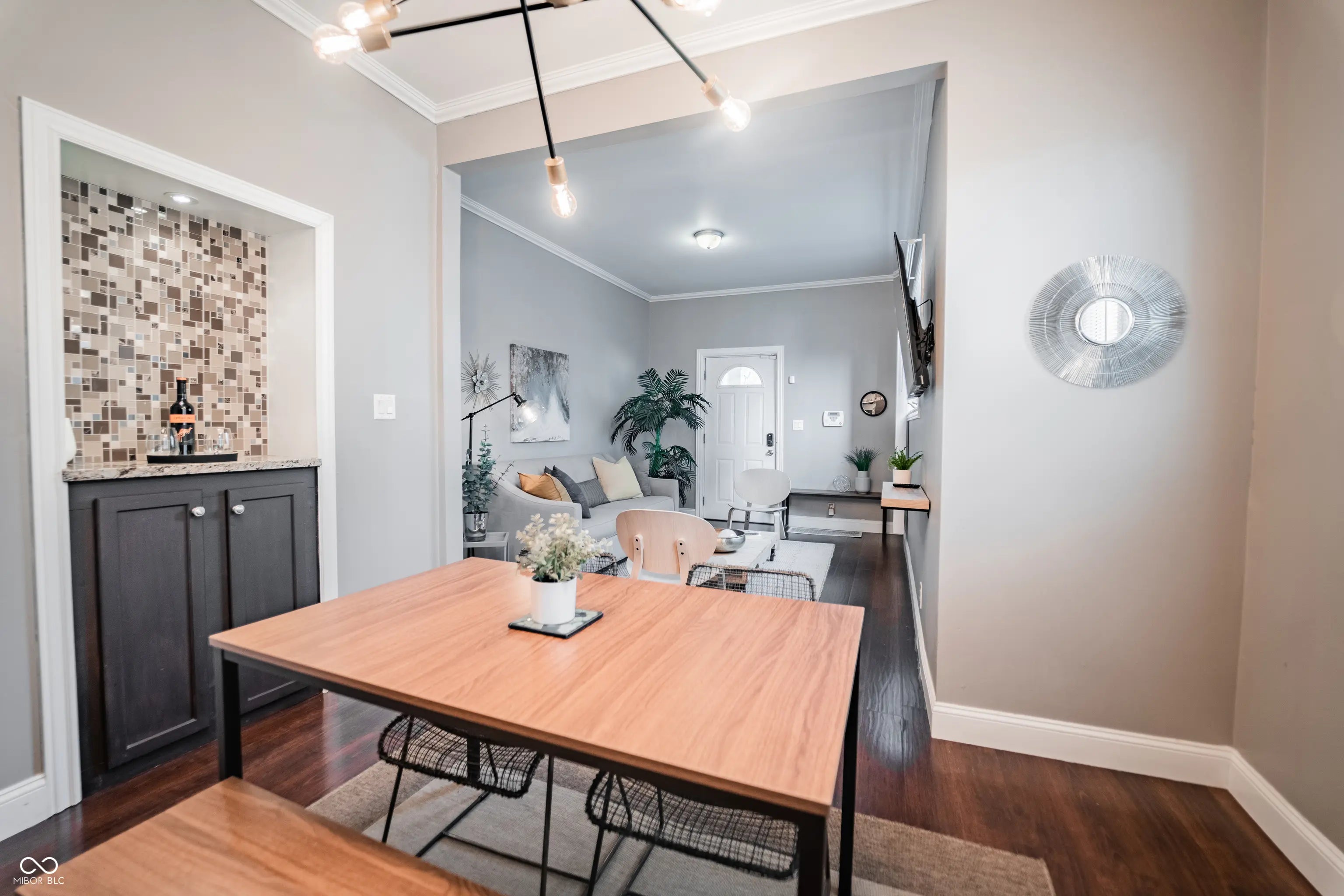 2407 N Capitol Avenue MLS 22037091 J W Becks Sub Rhodes photo 24