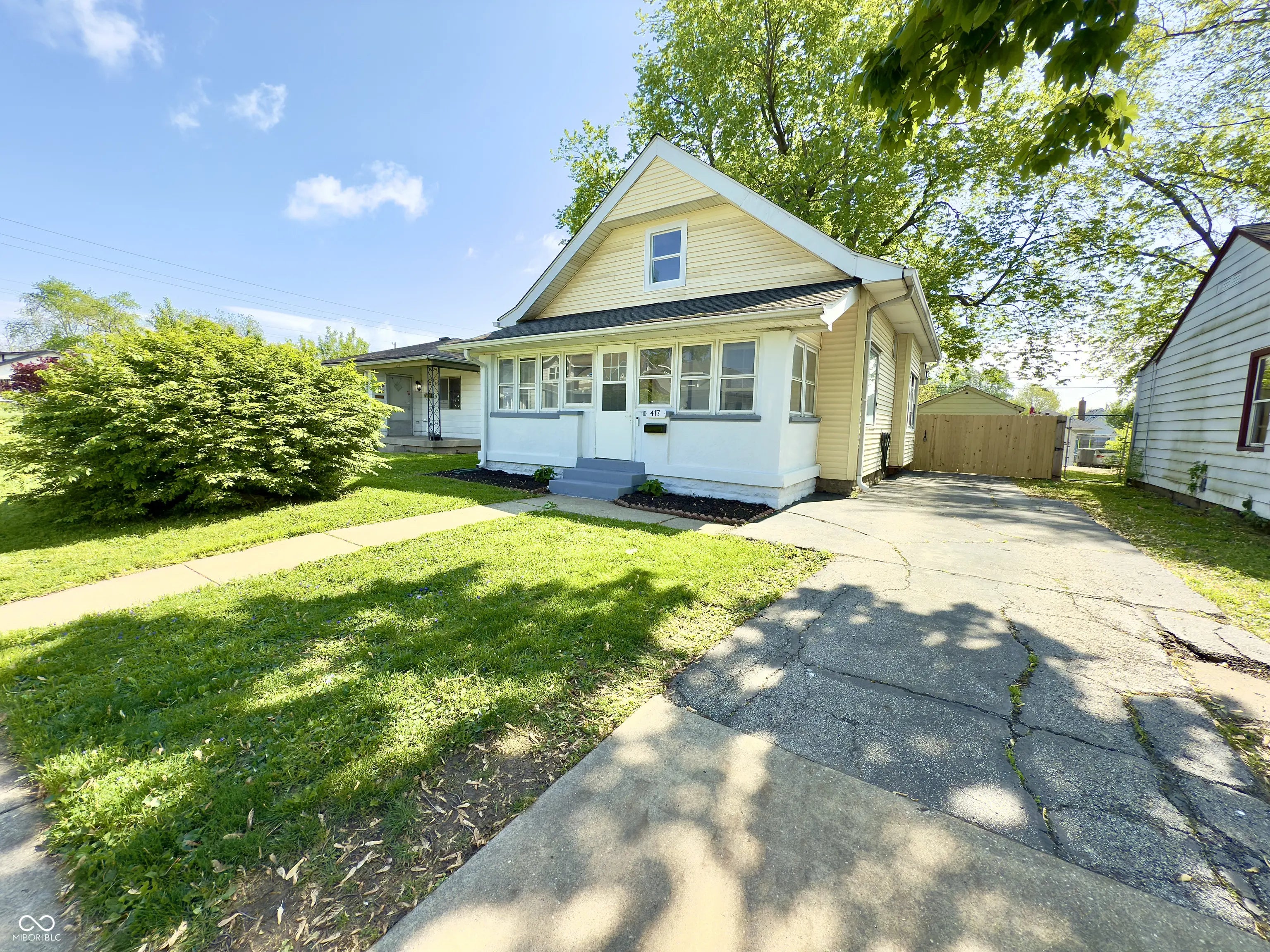 Photo of 417 S Oakland Avenue Indianapolis, IN 46201