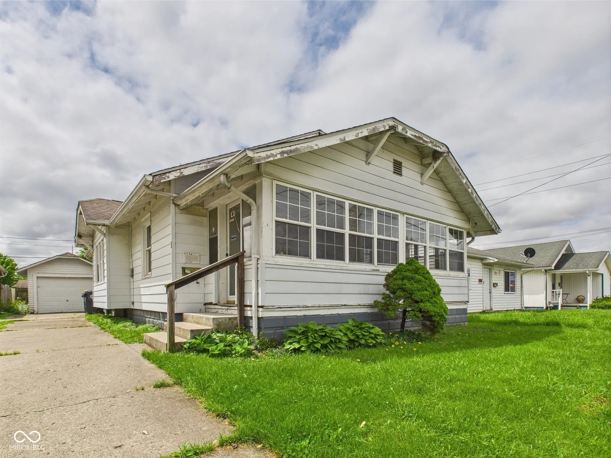 717 E 27th Street, Anderson