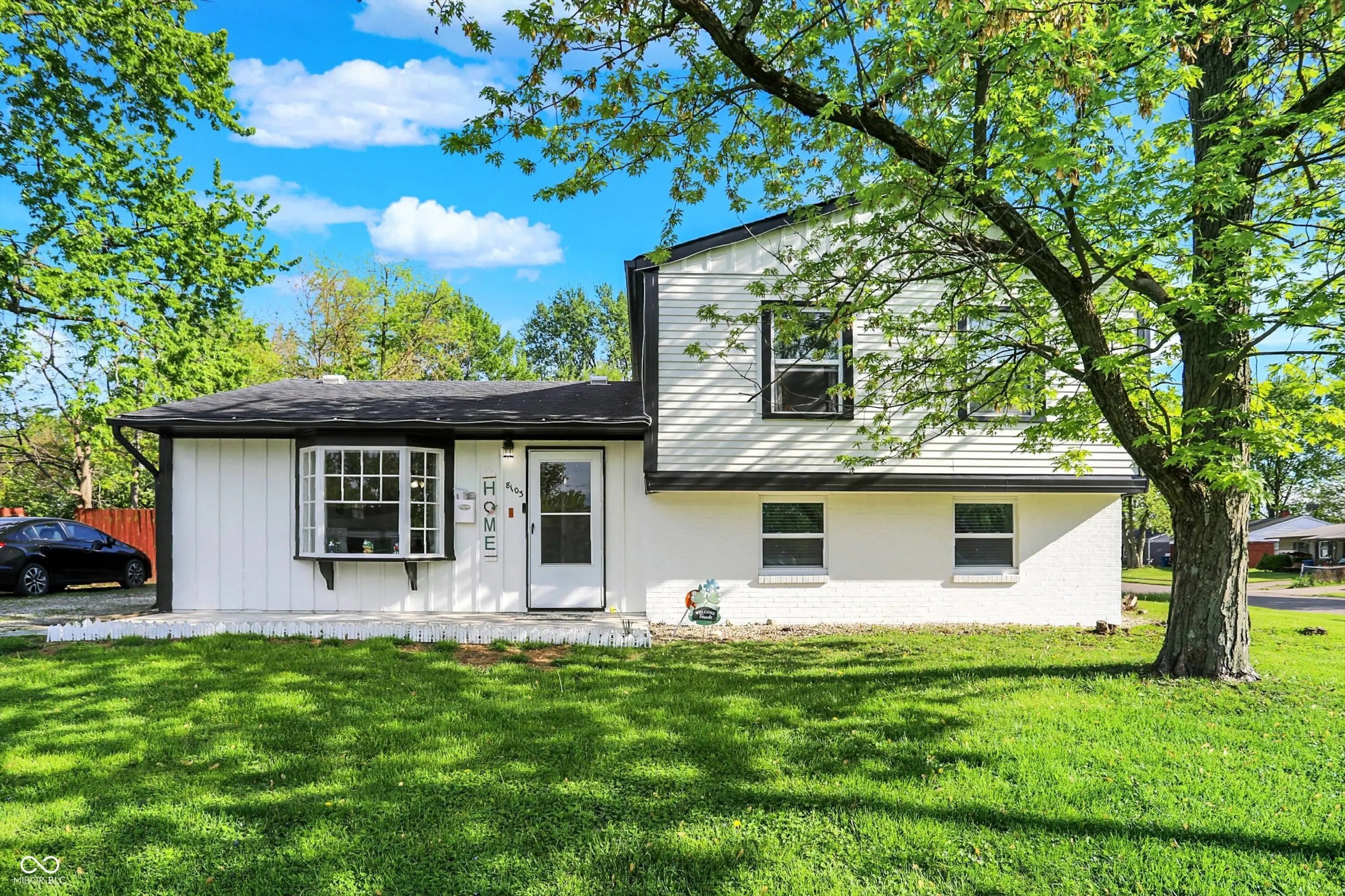 Photo of 8103 Laughlin Drive Indianapolis, IN 46219