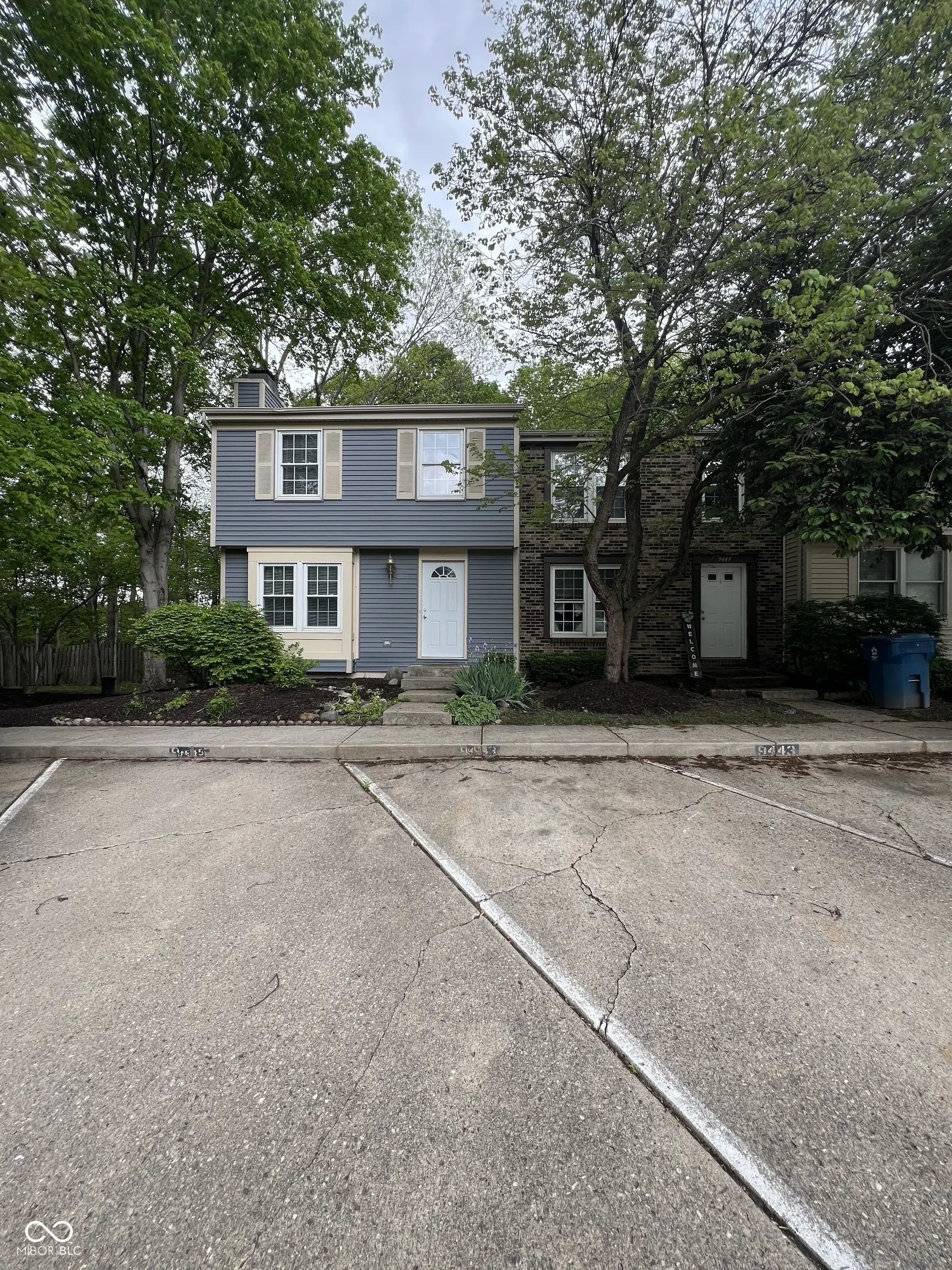 9445 Timber View Drive, Indianapolis