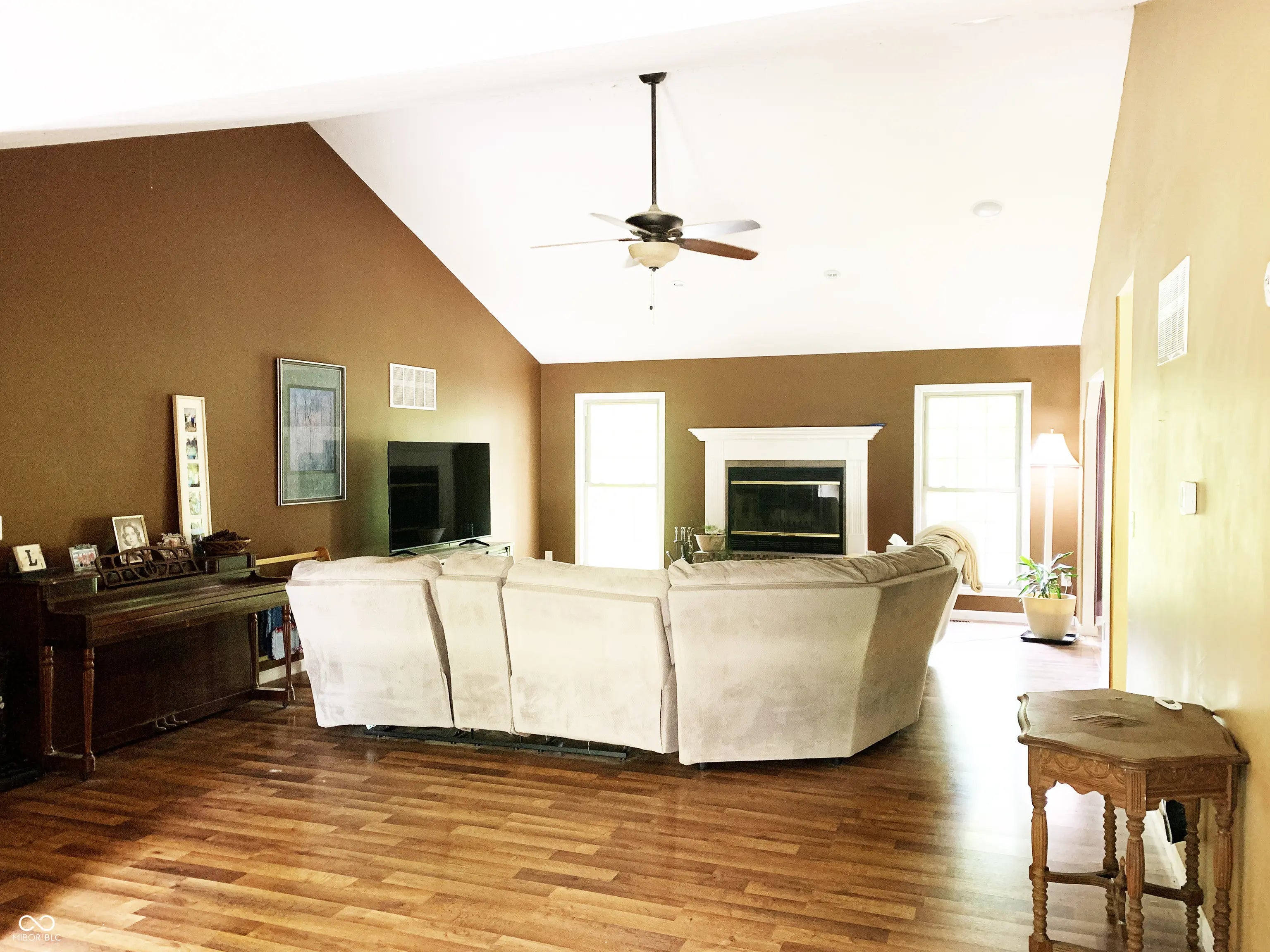 1873 S Lee Kay Drive MLS 22037192 Sue San photo 5