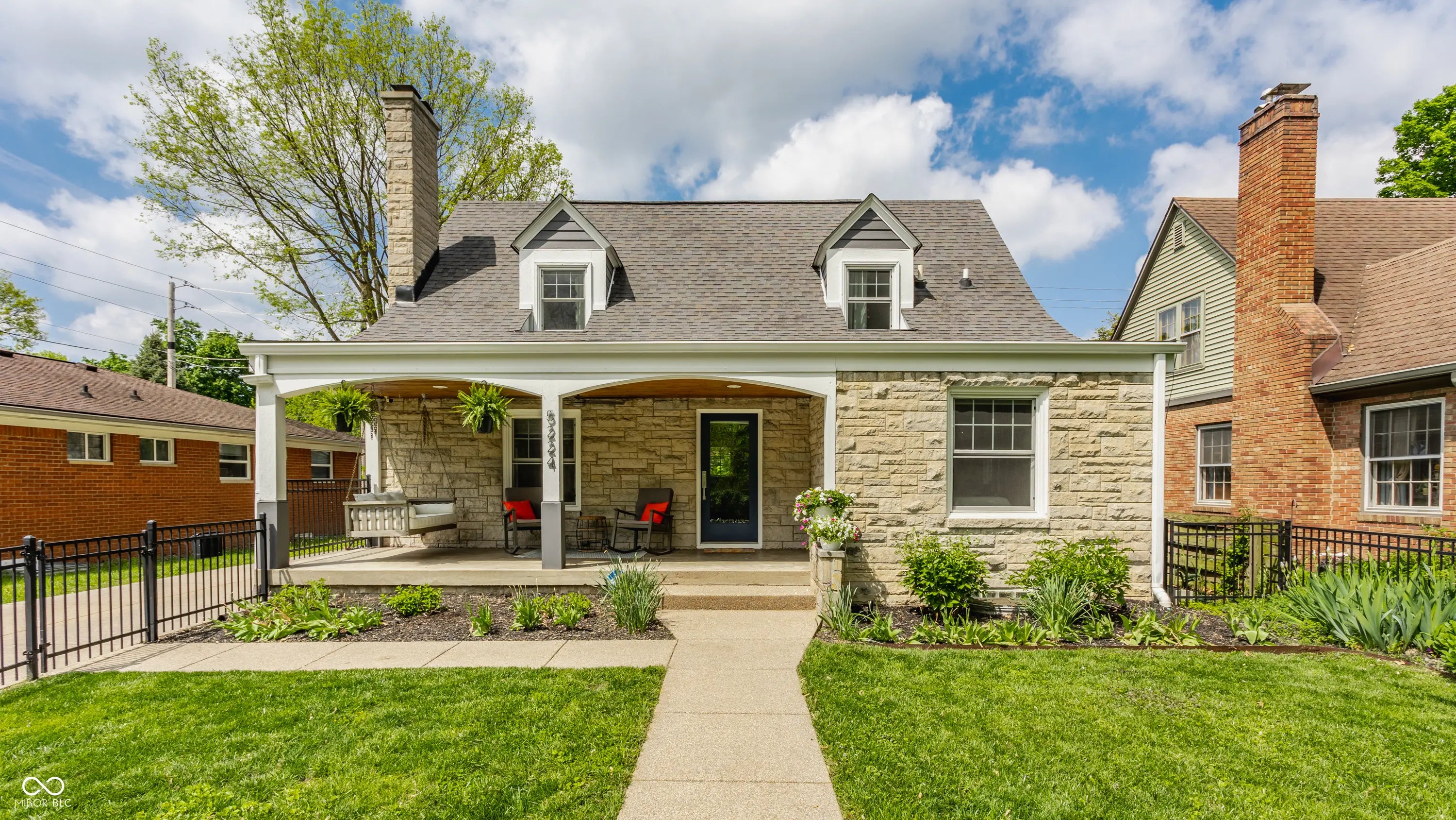 Photo of 5224 Boulevard Place Indianapolis, IN 46208