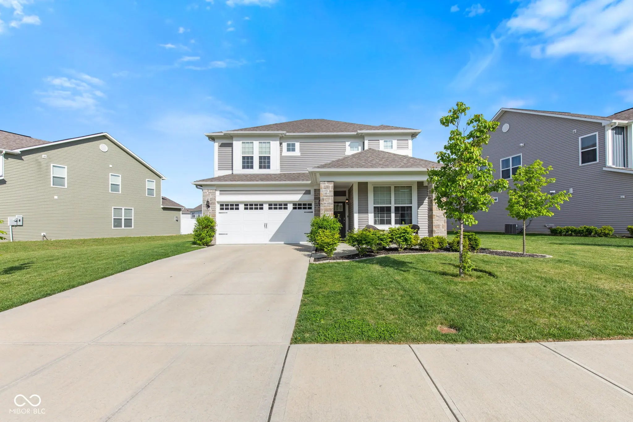 1289 Sunset Boulevard, Avon
