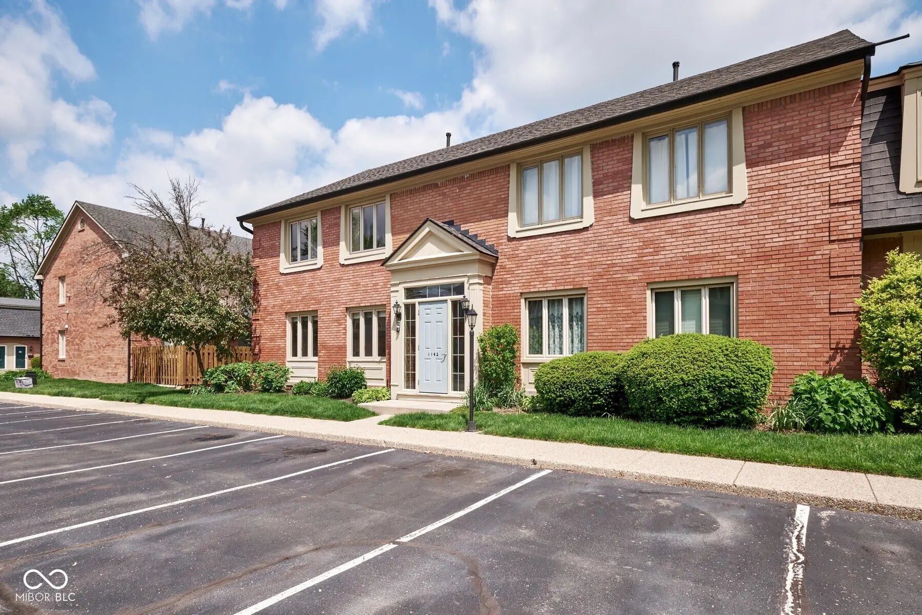 1142 Canterbury Square S B, Indianapolis