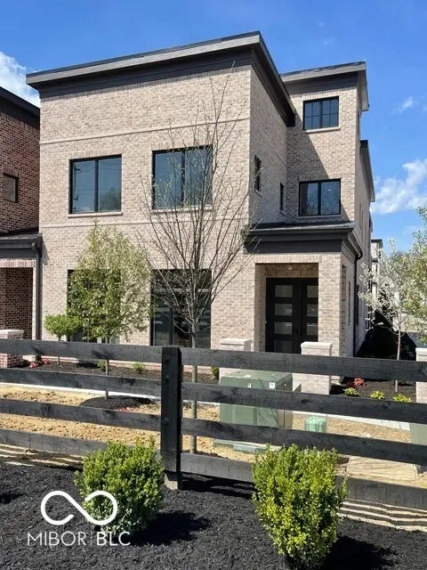 Photo of 11904 Spring Mill Road Carmel, IN 46032