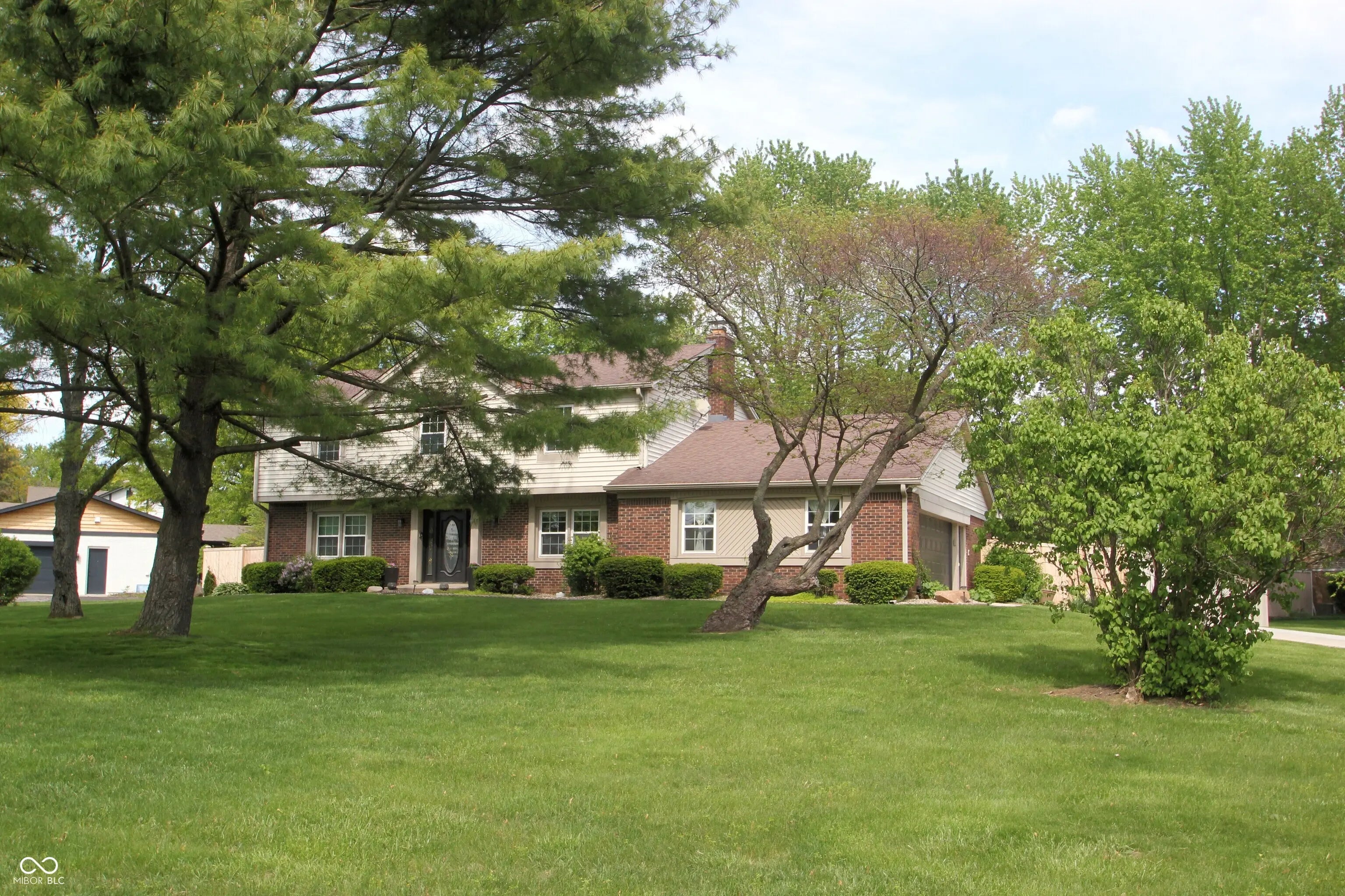 15203 Shoreway Court, Carmel