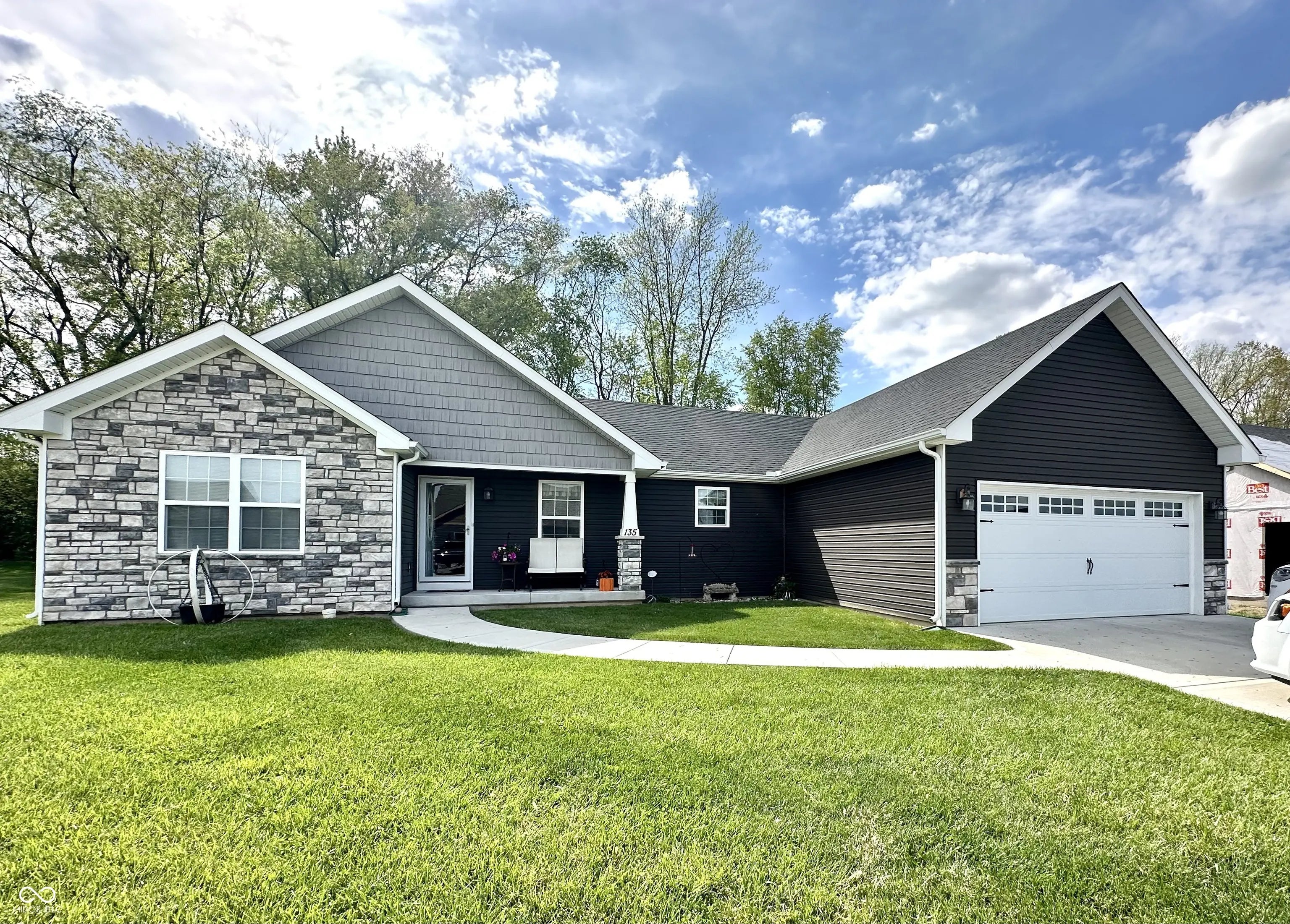 135 Crestwood Avenue, Crawfordsville