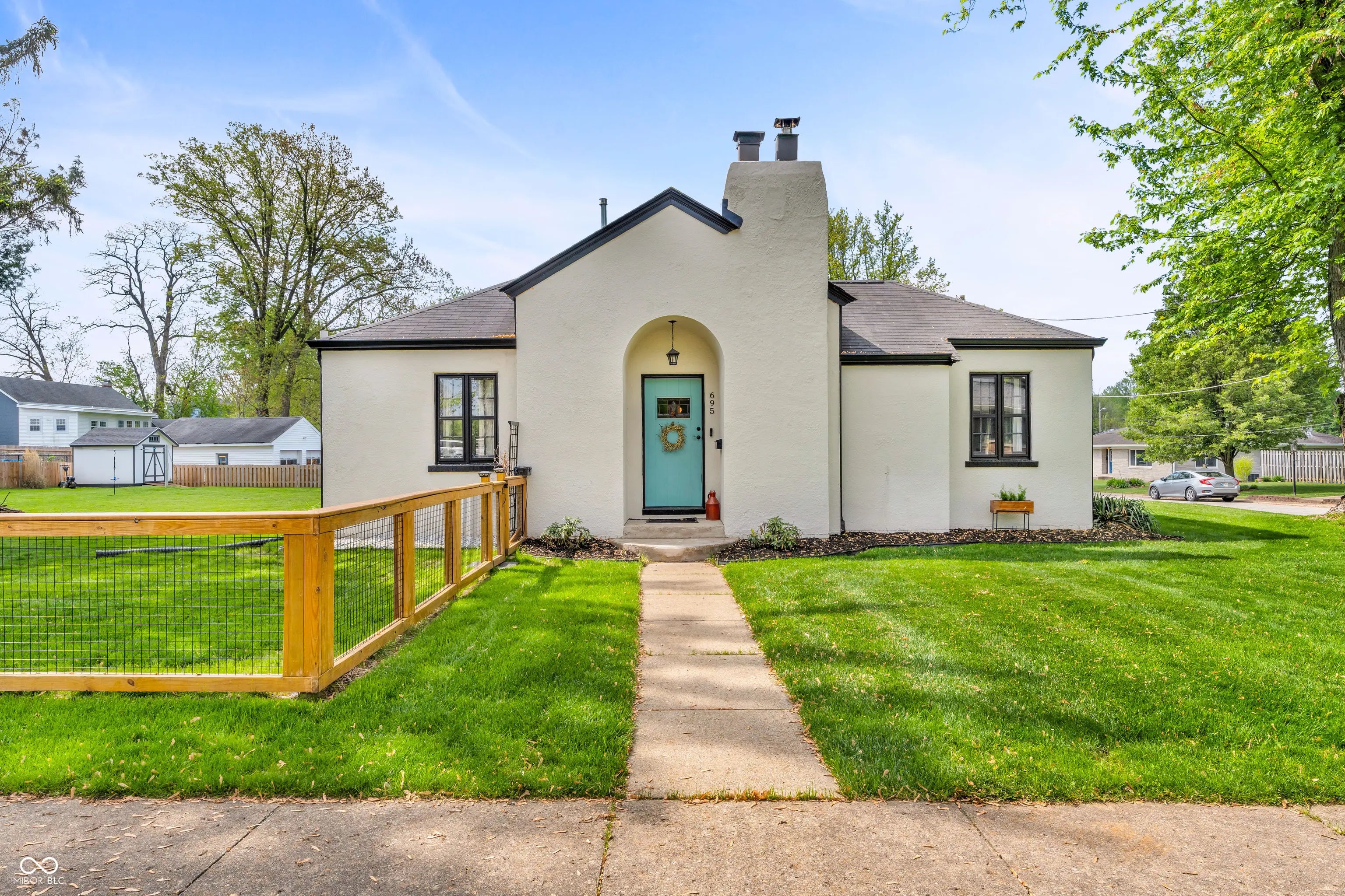695 W Clinton Street, Danville