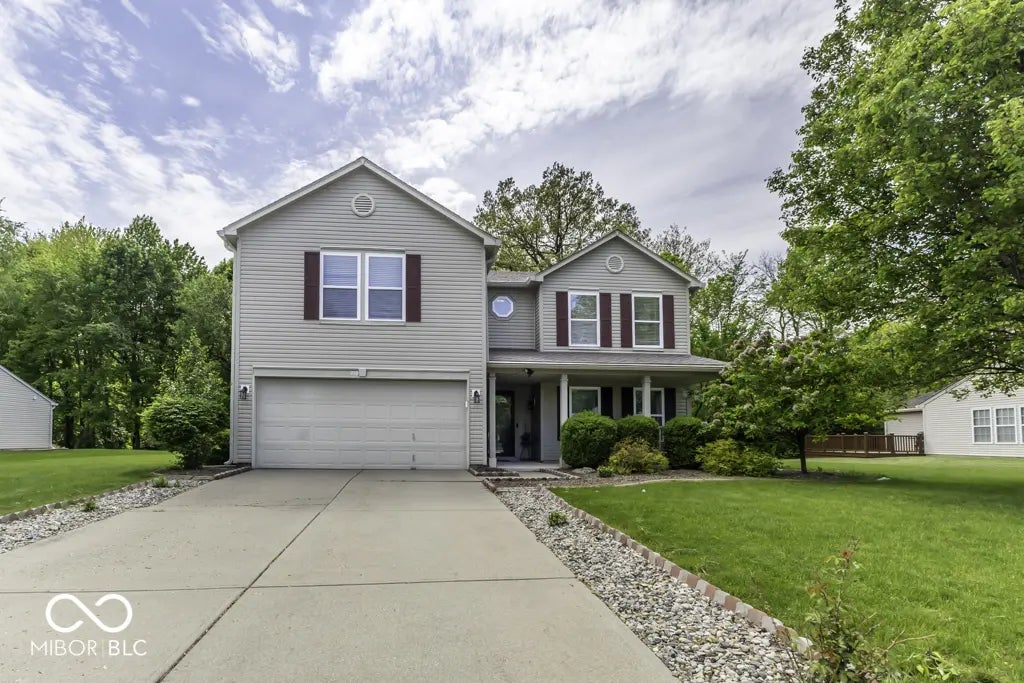 Photo of 1119 Albemarle Circle Noblesville, IN 46062