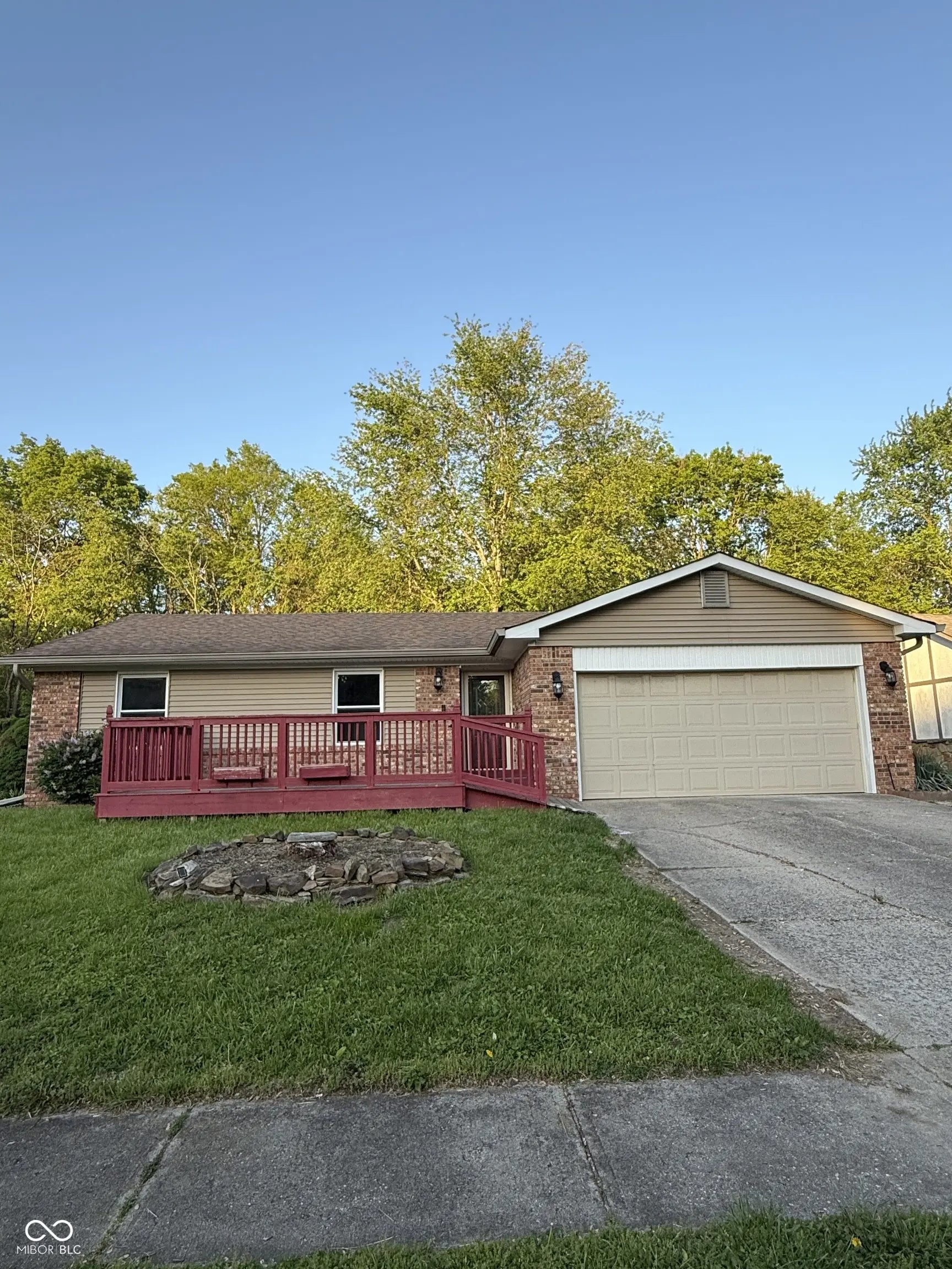 Photo of 7627 Venetian Way Indianapolis, IN 46217
