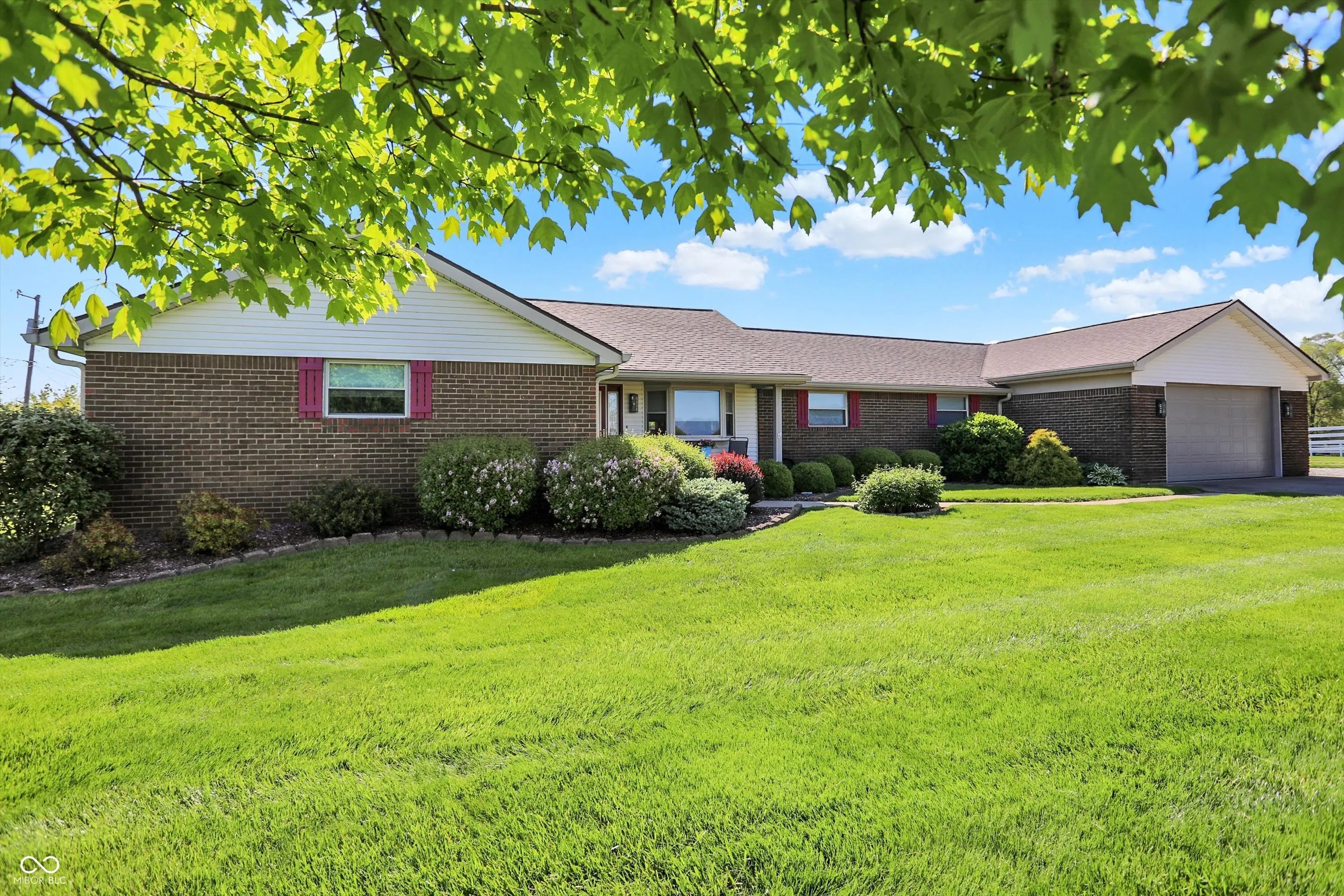 Photo of 2769 S 800 W Indianapolis, IN 46239