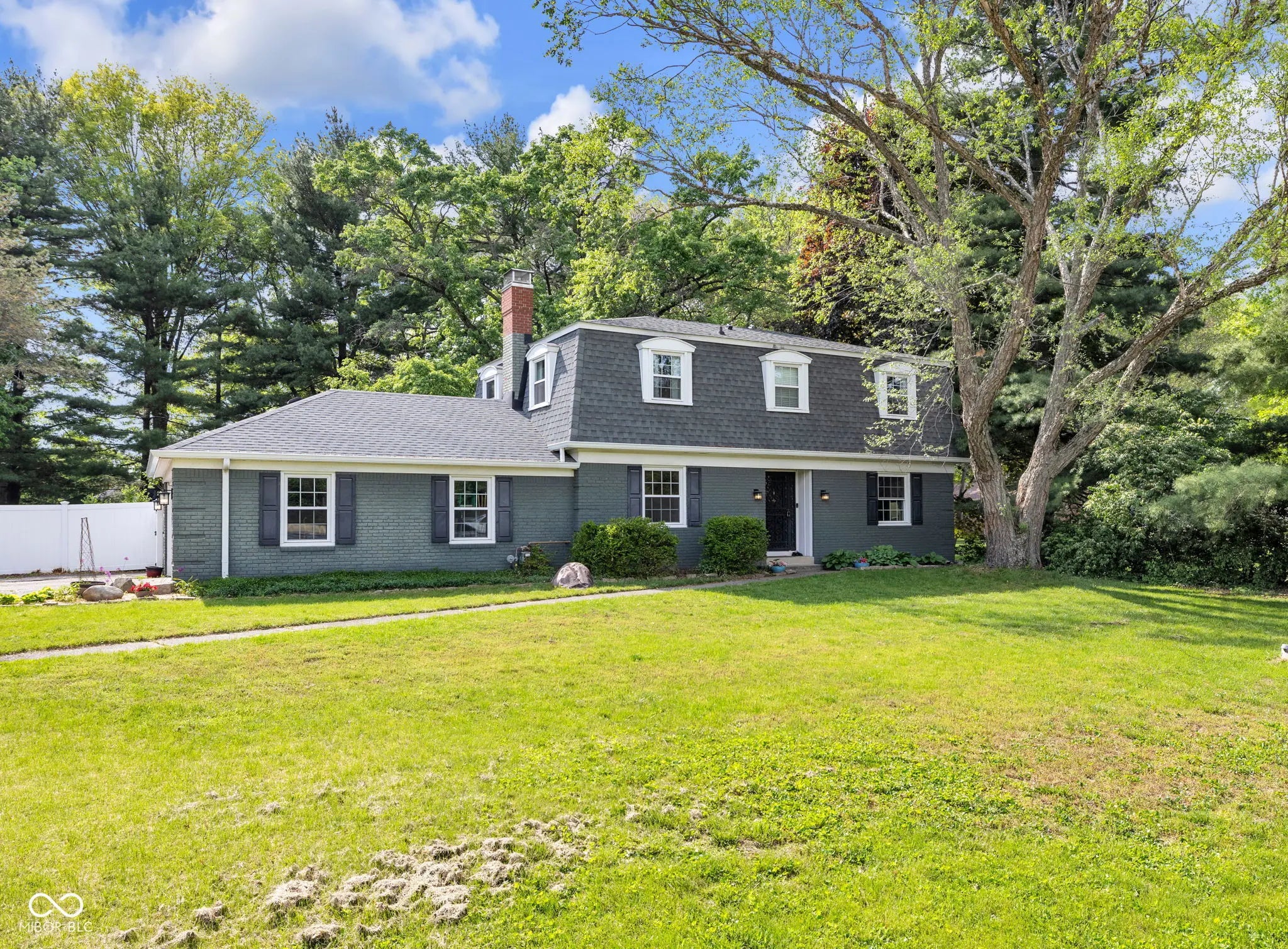 Photo of 9860 Sunnymeade Lane Indianapolis, IN 46280