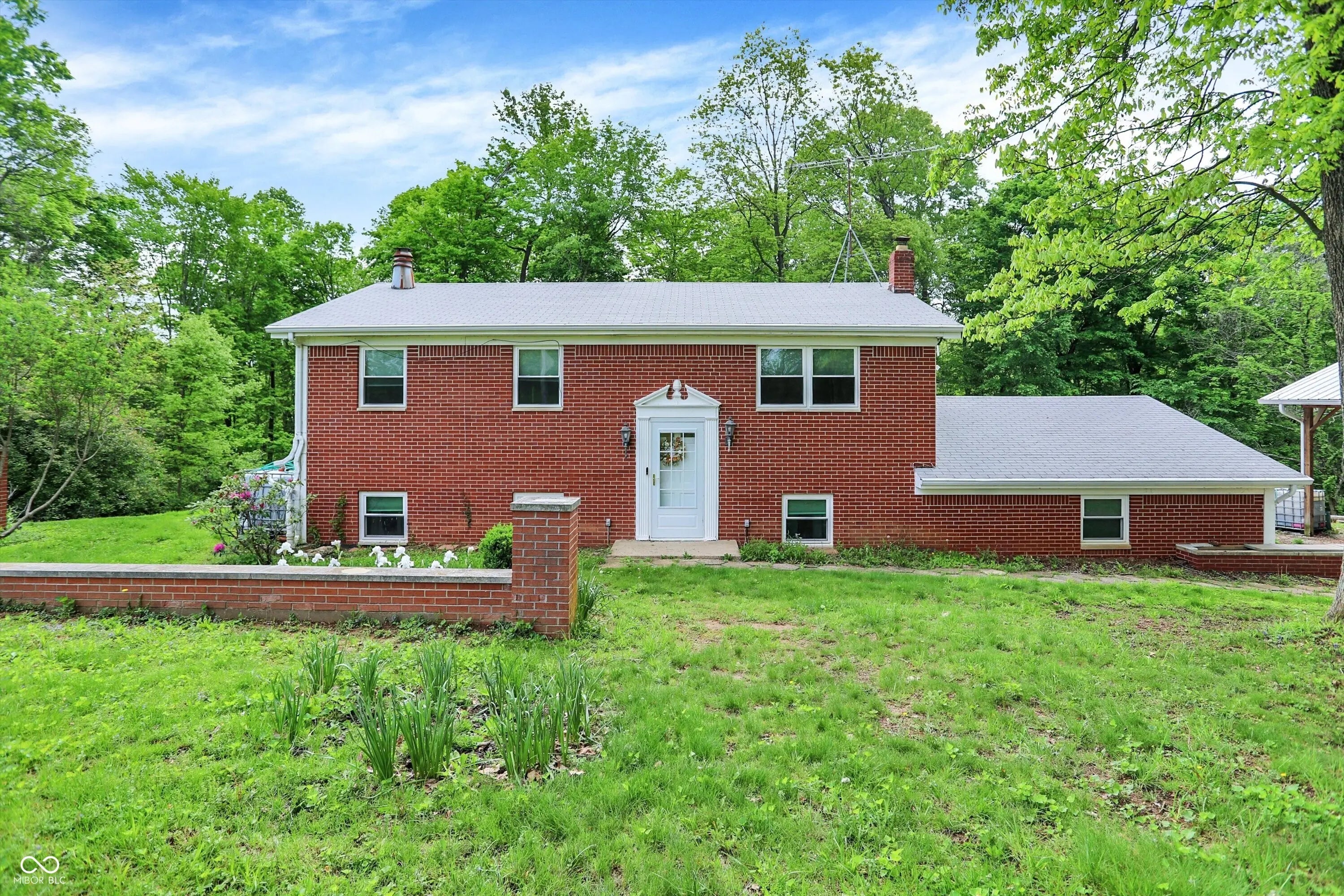 6810 N Showers Road, Bloomington