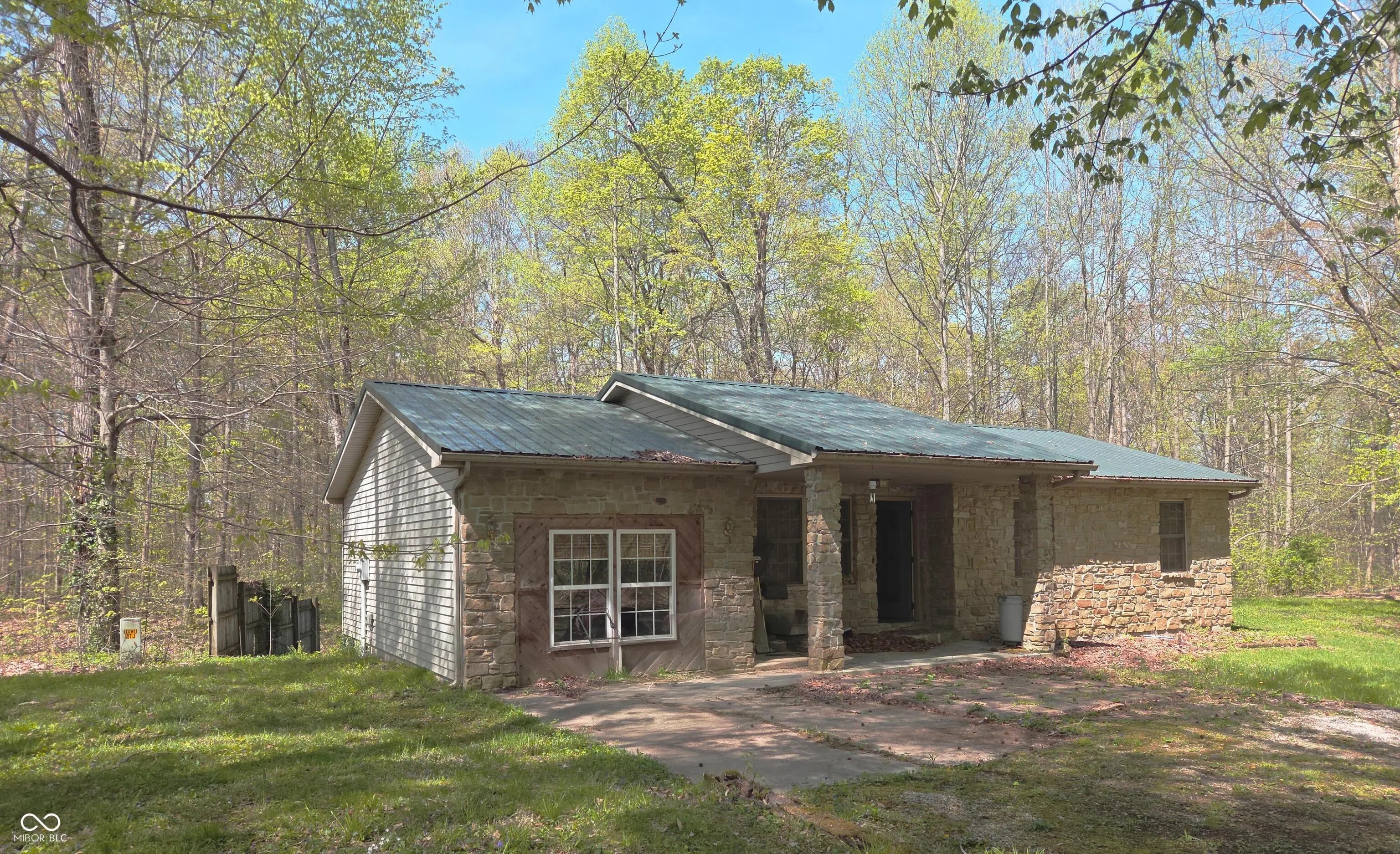 885 S Norkay Street, North Vernon