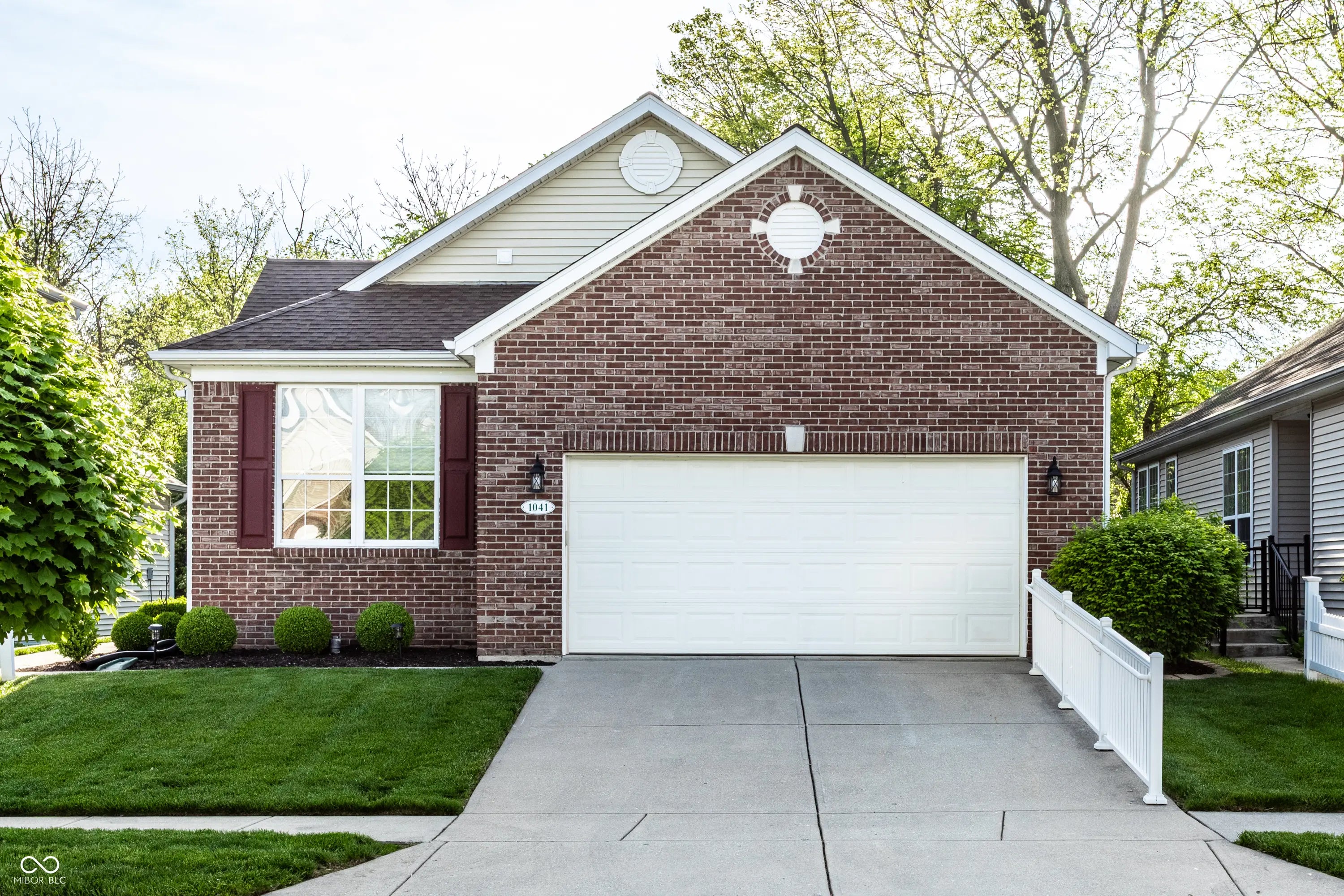 Photo of 1041 Lincoln Park E Drive Greenwood, IN 46142