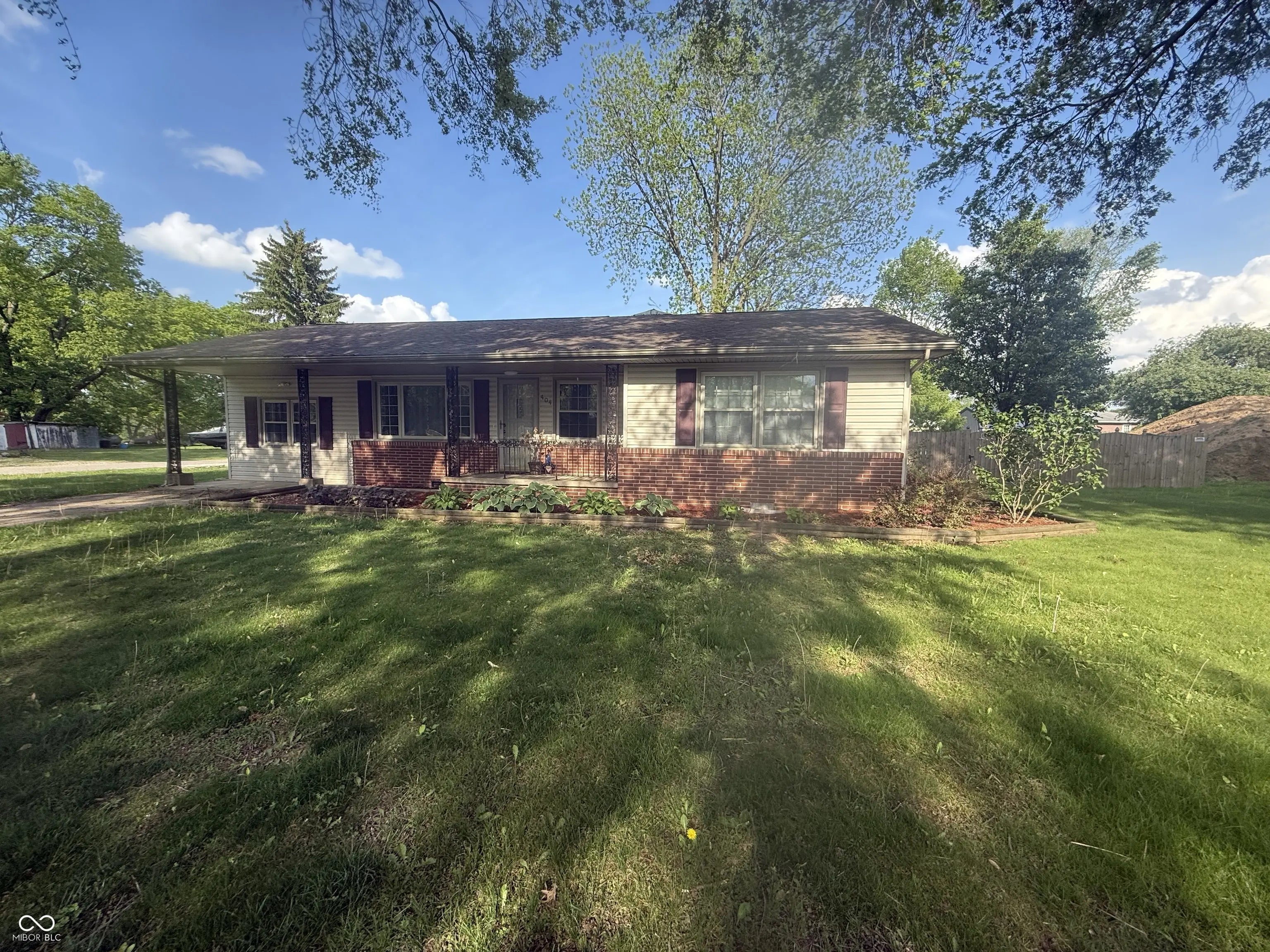 Photo of 404 S 5th Street Cayuga, IN 47928