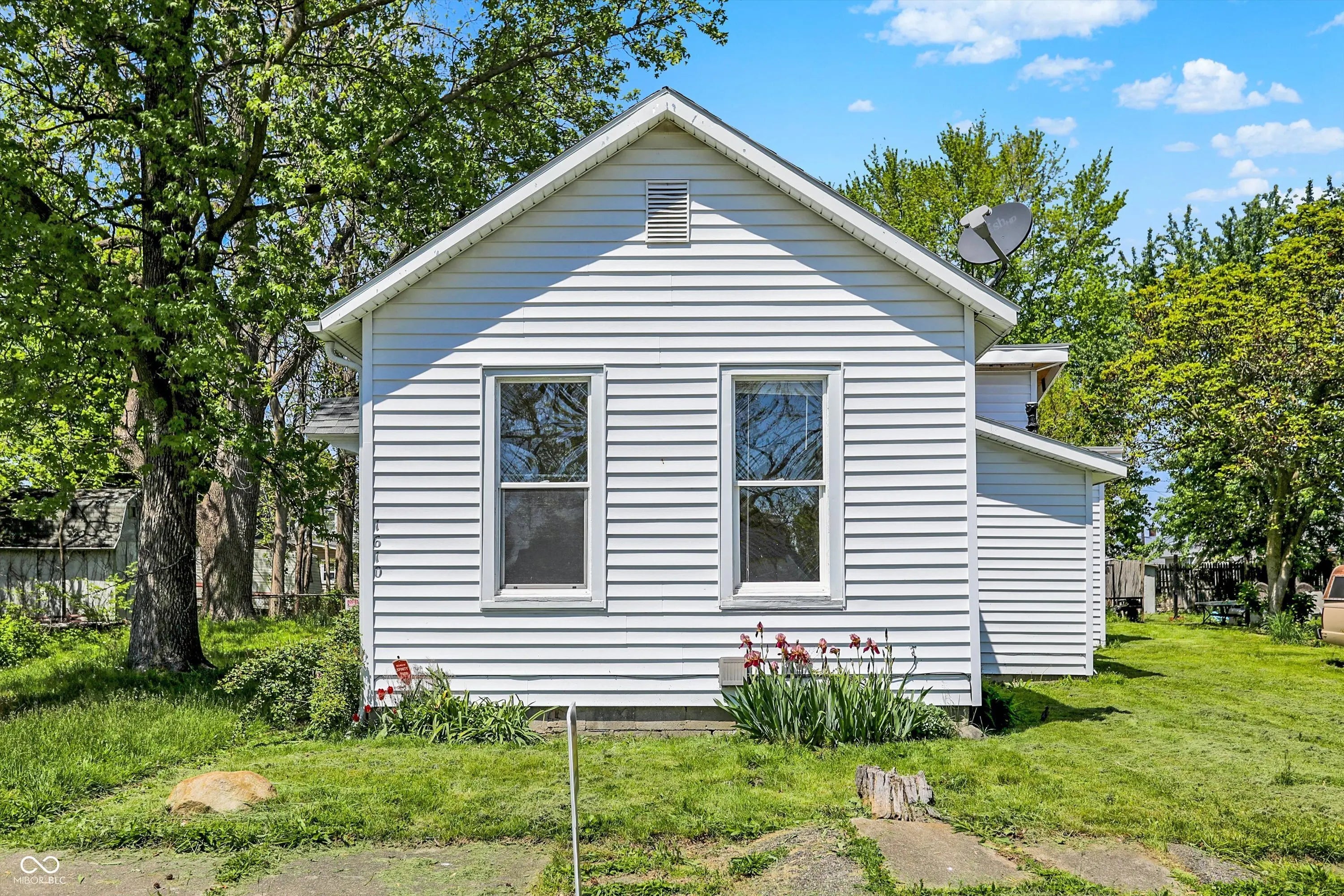 1610 S F Street, Elwood